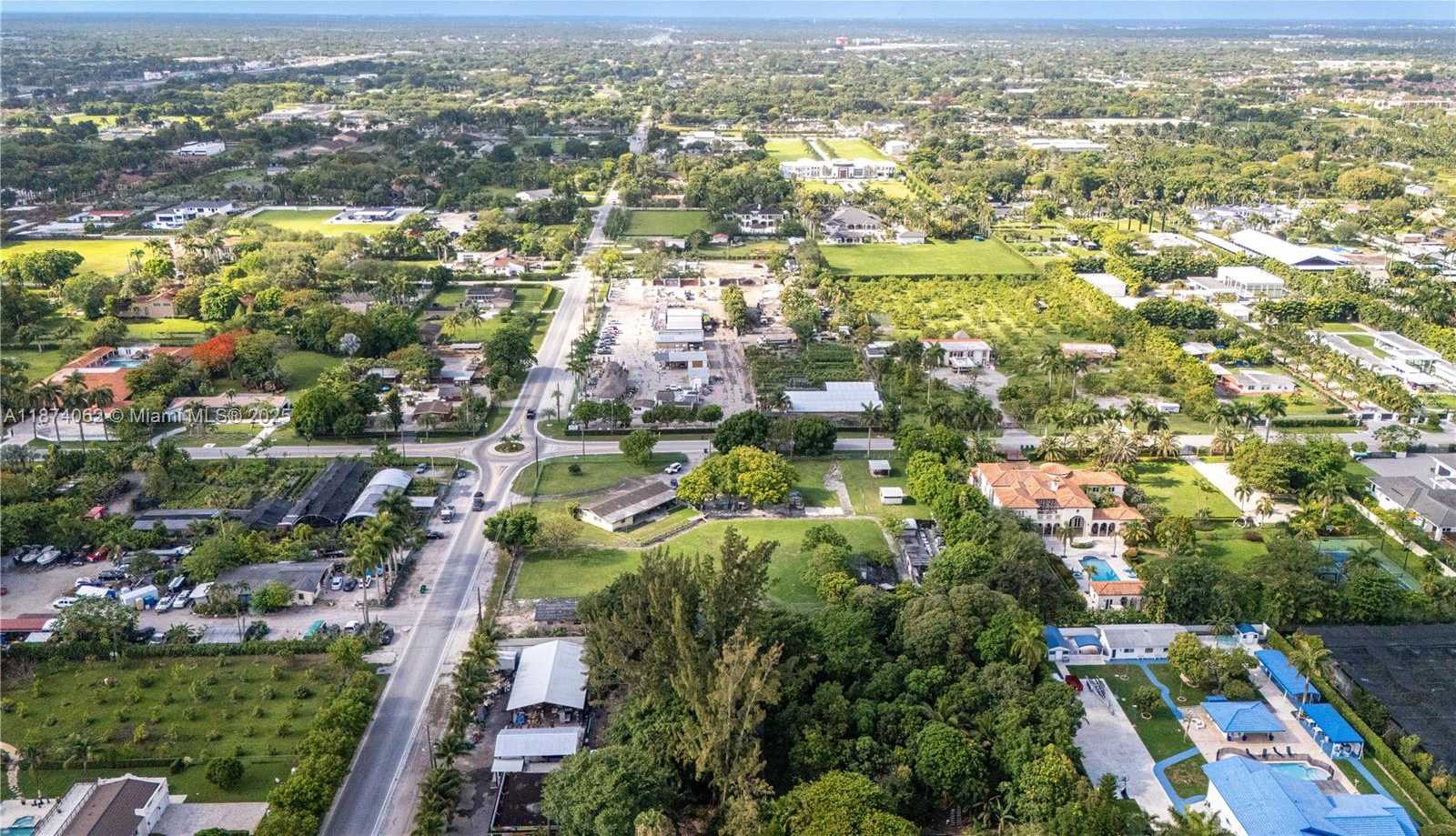 Small Image of 12201 SOUTH WEST 47TH ST, Miami Number 18
