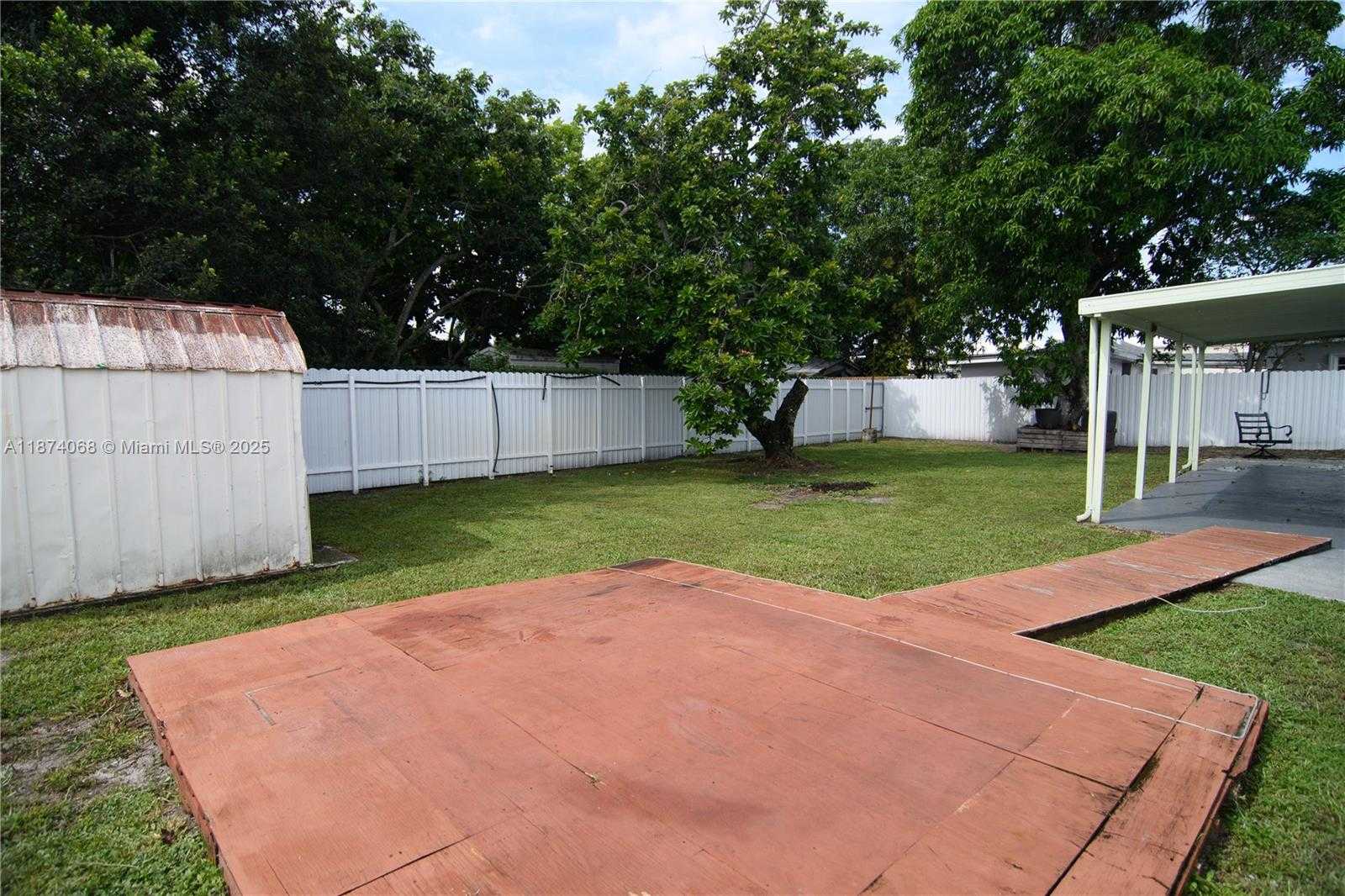 Small Image of 4526 NORTH WEST 200TH ST, Miami Gardens Number 35