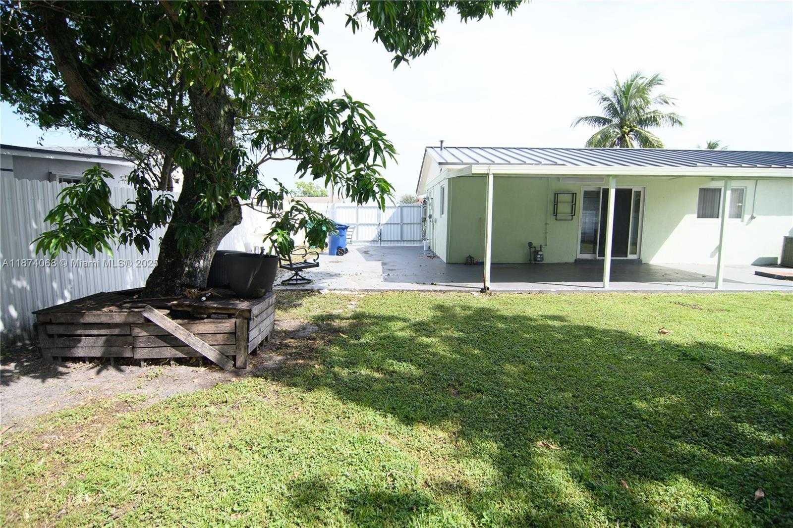 Small Image of 4526 NORTH WEST 200TH ST, Miami Gardens Number 40