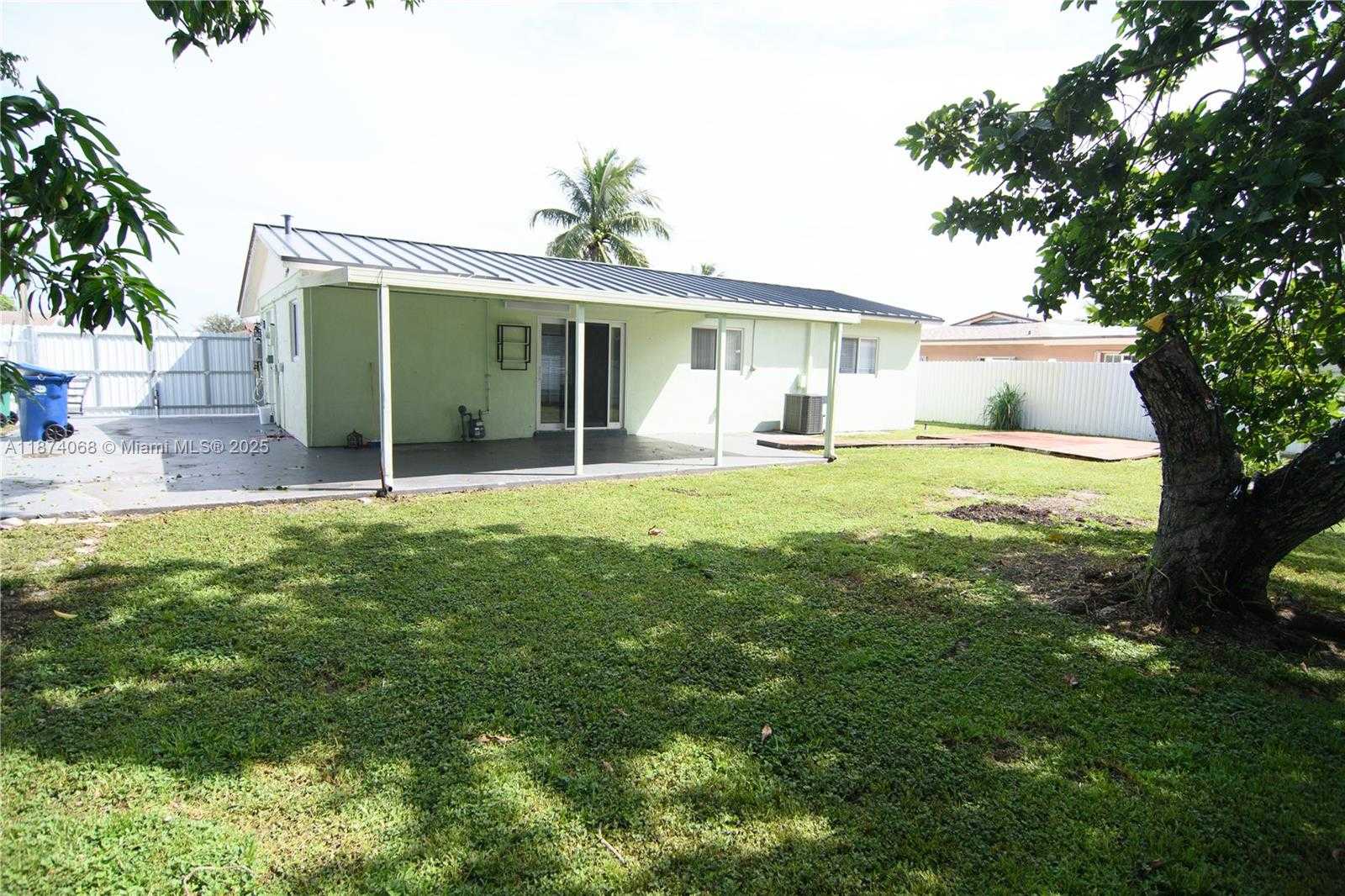 Small Image of 4526 NORTH WEST 200TH ST, Miami Gardens Number 41