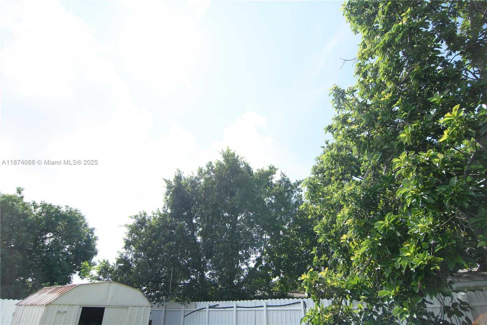 Small Image of 4526 NORTH WEST 200TH ST, Miami Gardens Number 45