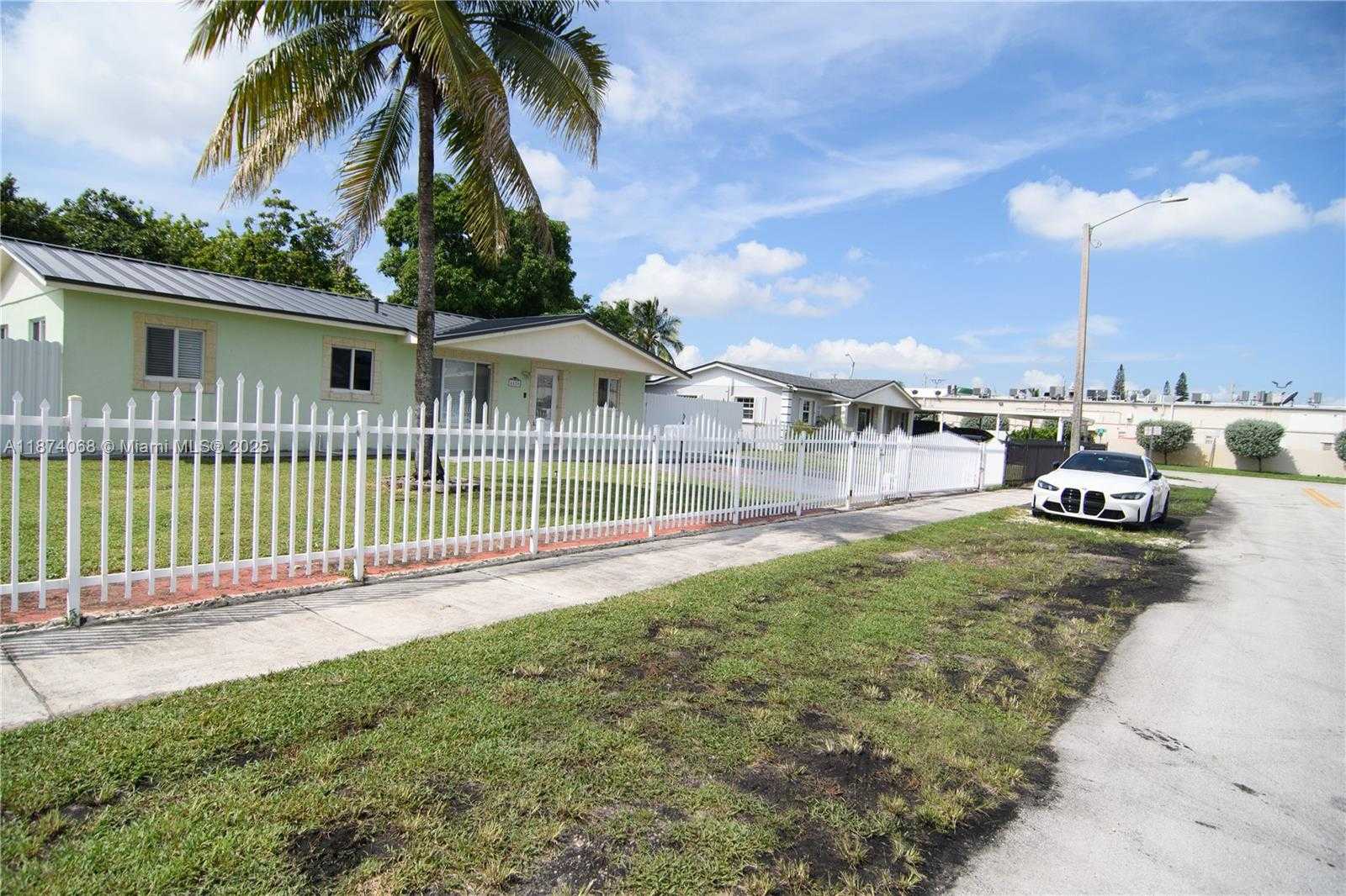 Small Image of 4526 NORTH WEST 200TH ST, Miami Gardens Number 53