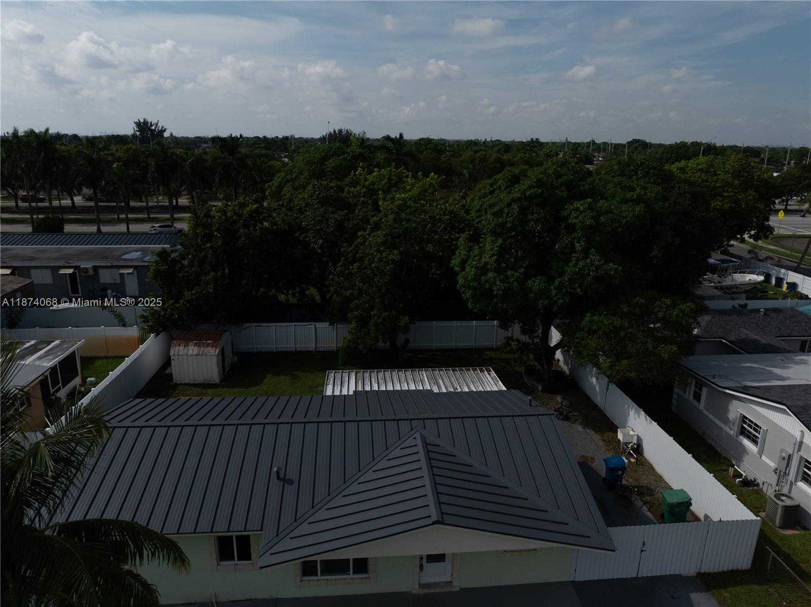 Small Image of 4526 NORTH WEST 200TH ST, Miami Gardens Number 56