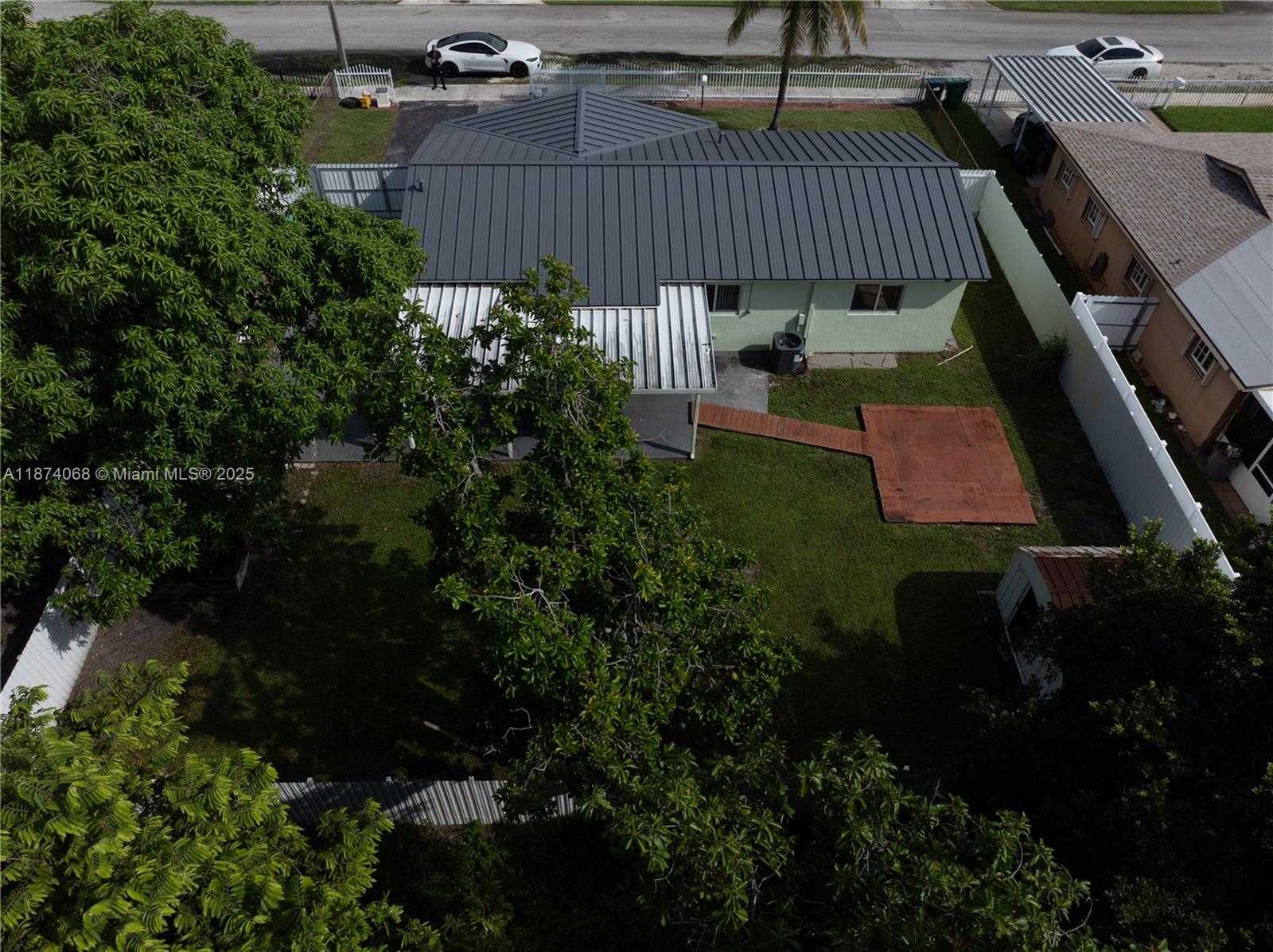 Small Image of 4526 NORTH WEST 200TH ST, Miami Gardens Number 60