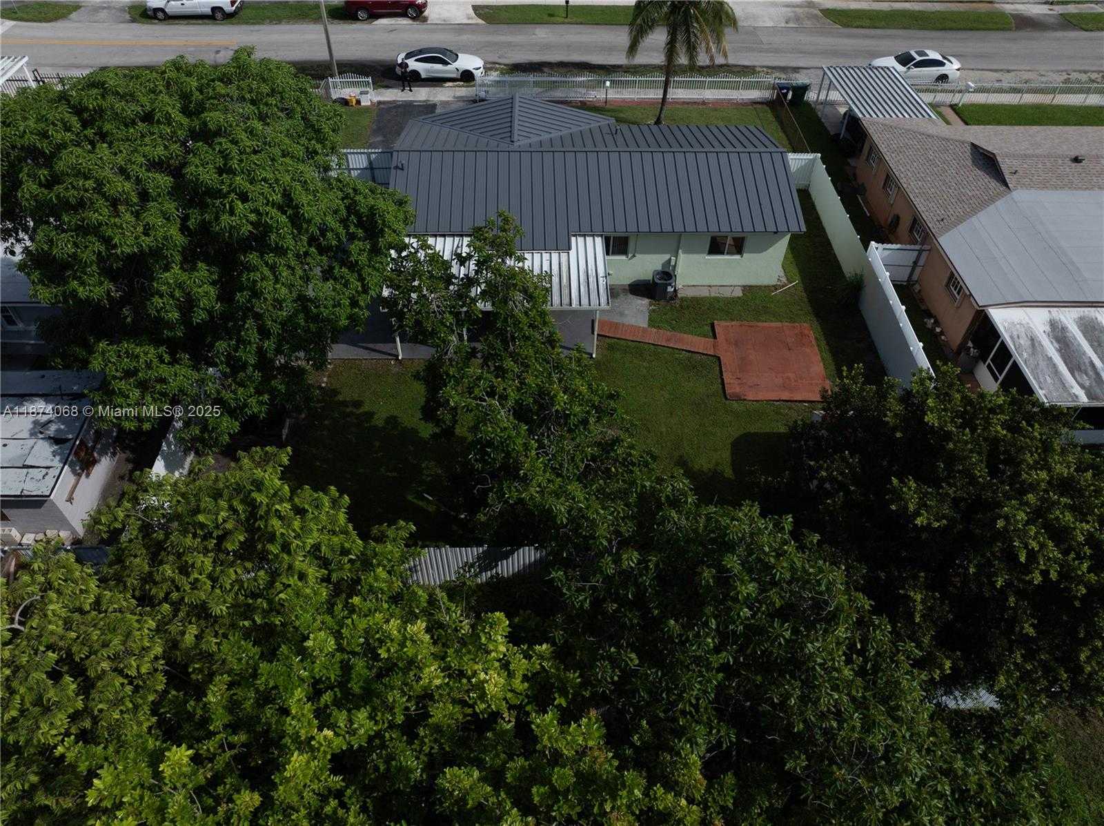 Small Image of 4526 NORTH WEST 200TH ST, Miami Gardens Number 72