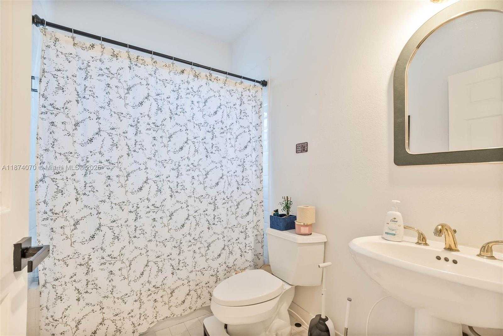 Small Image of 16721 SOUTH WEST 278TH ST, Homestead Number 11