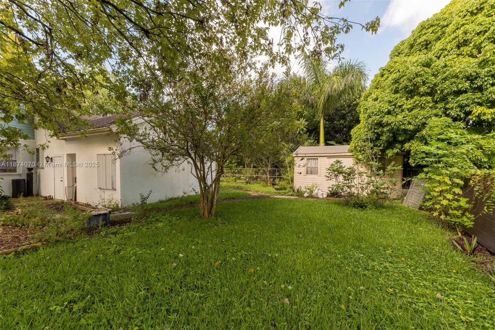 Small Image of 16721 SOUTH WEST 278TH ST, Homestead Number 24