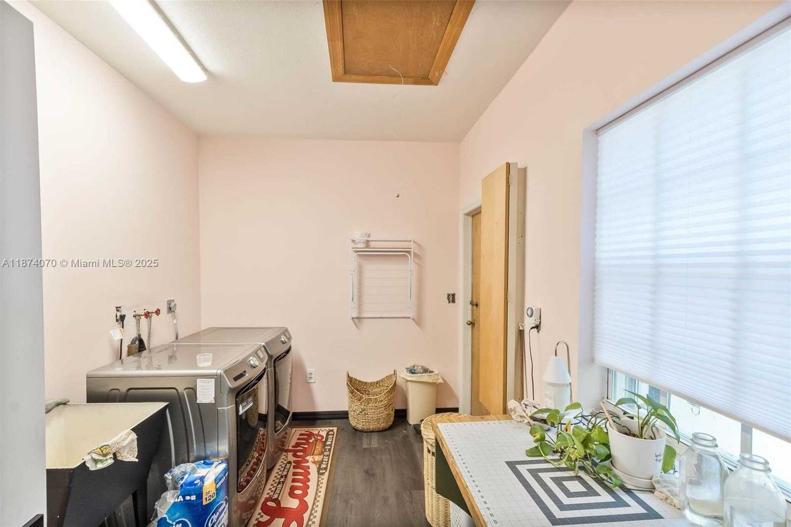 Small Image of 16721 SOUTH WEST 278TH ST, Homestead Number 9