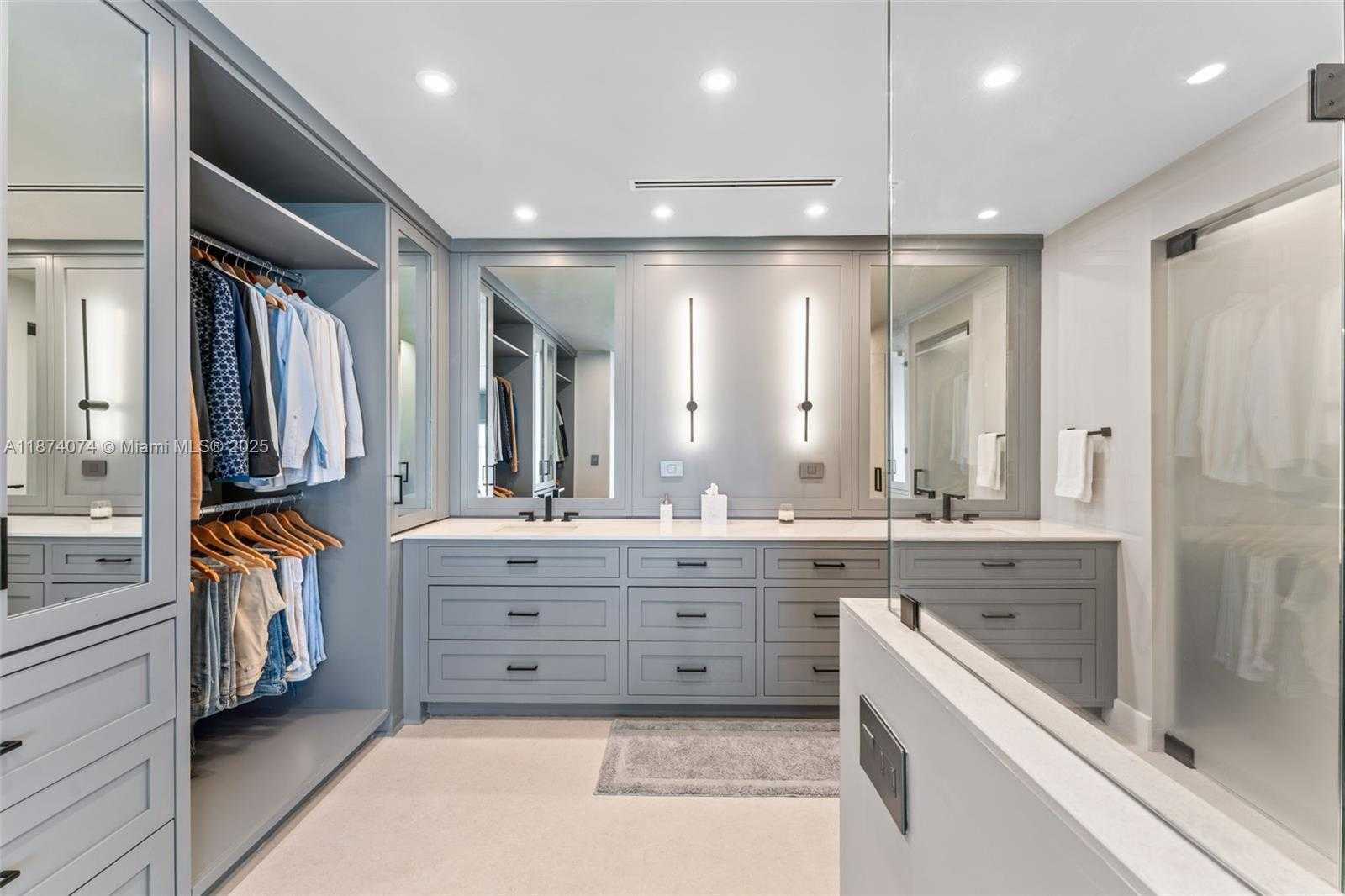 Small Image of 1011 NORTH VENETIAN DR, Miami Number 22