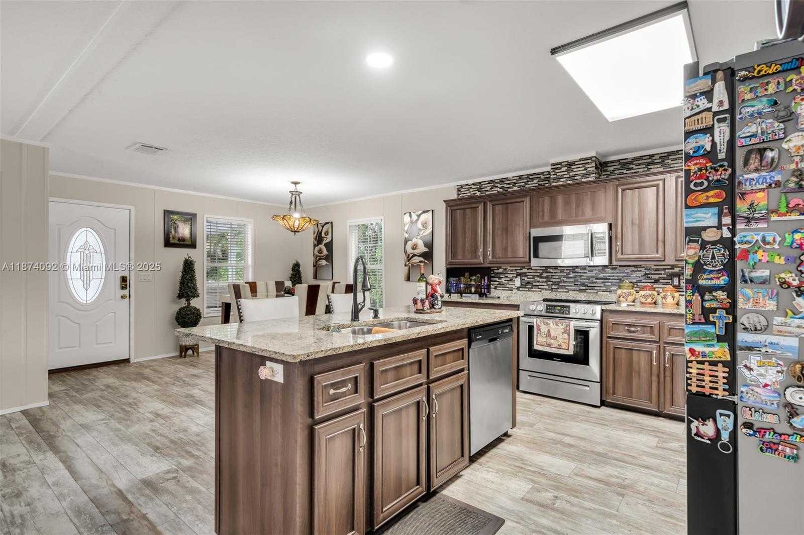 Small Image of 12850 WEST STATE RD #1 GARDENIA LN, Davie Number 13