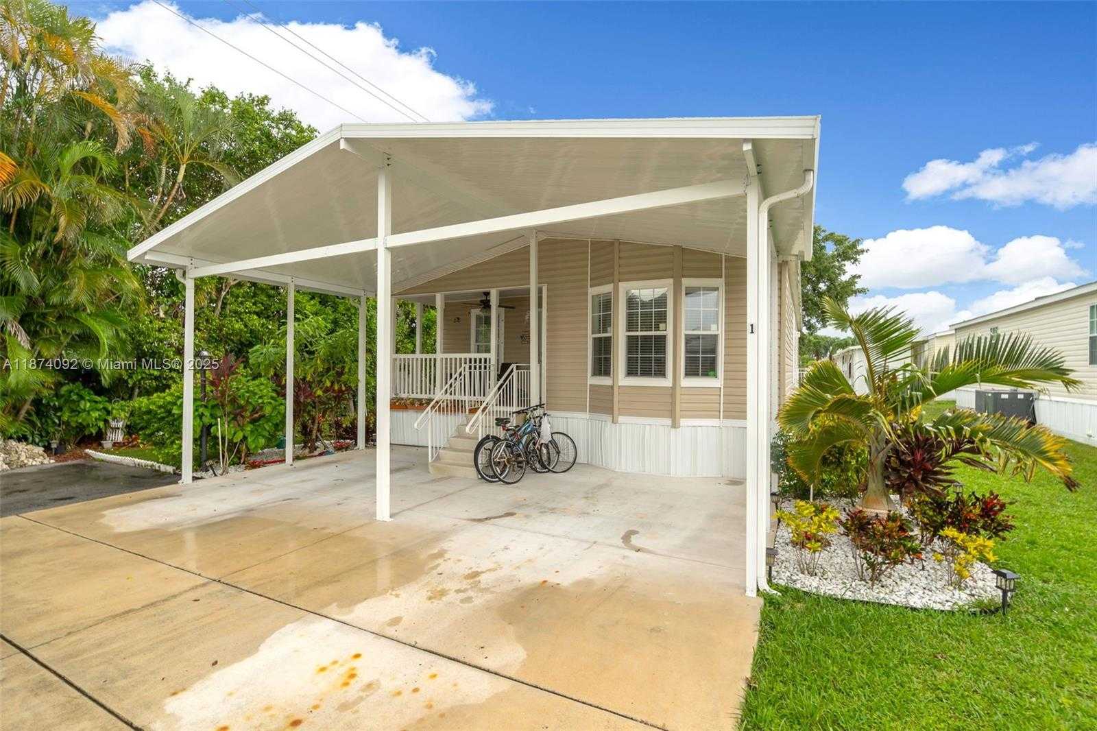 Small Image of 12850 WEST STATE RD #1 GARDENIA LN, Davie Number 20