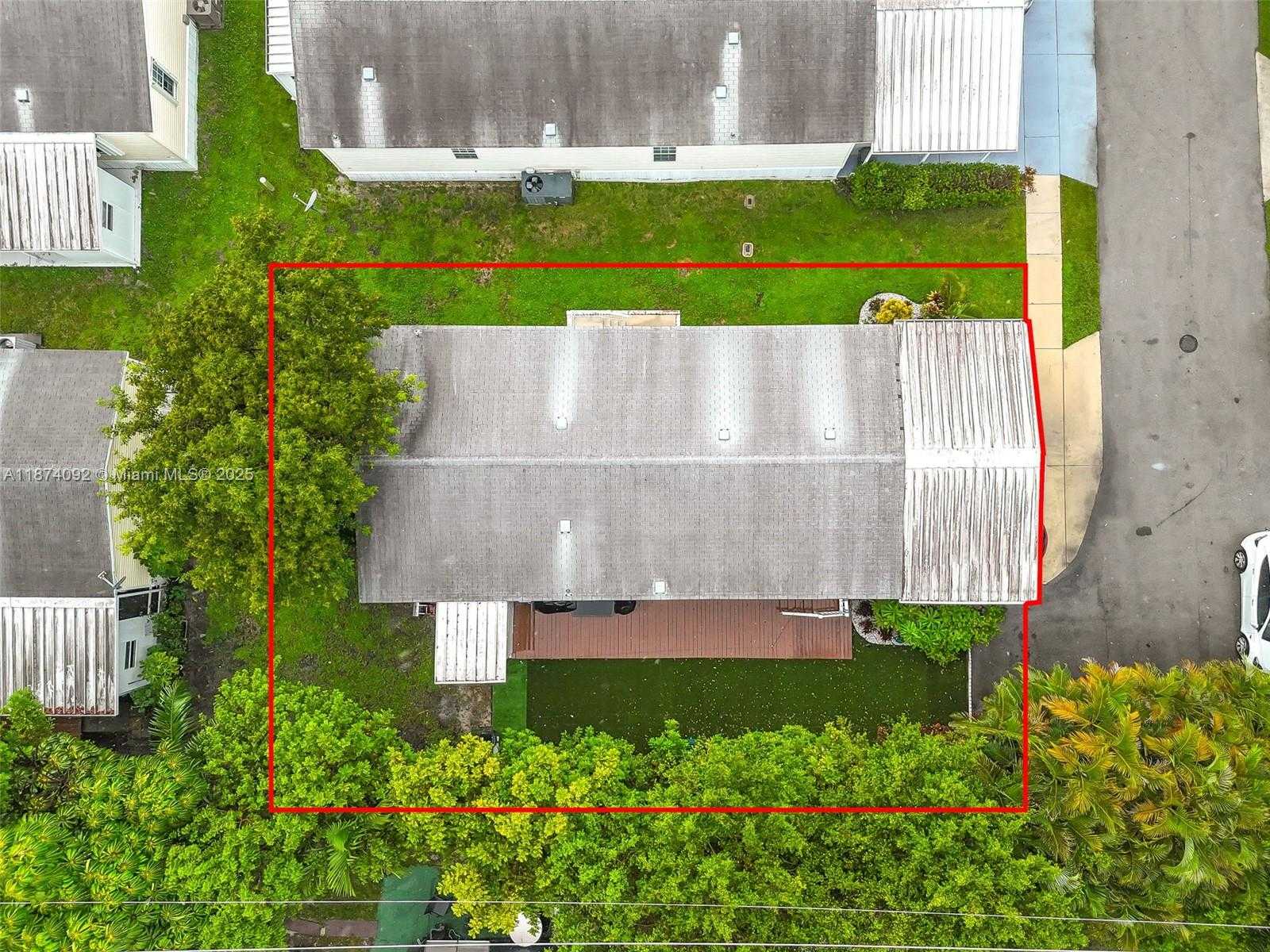 Small Image of 12850 WEST STATE RD #1 GARDENIA LN, Davie Number 26