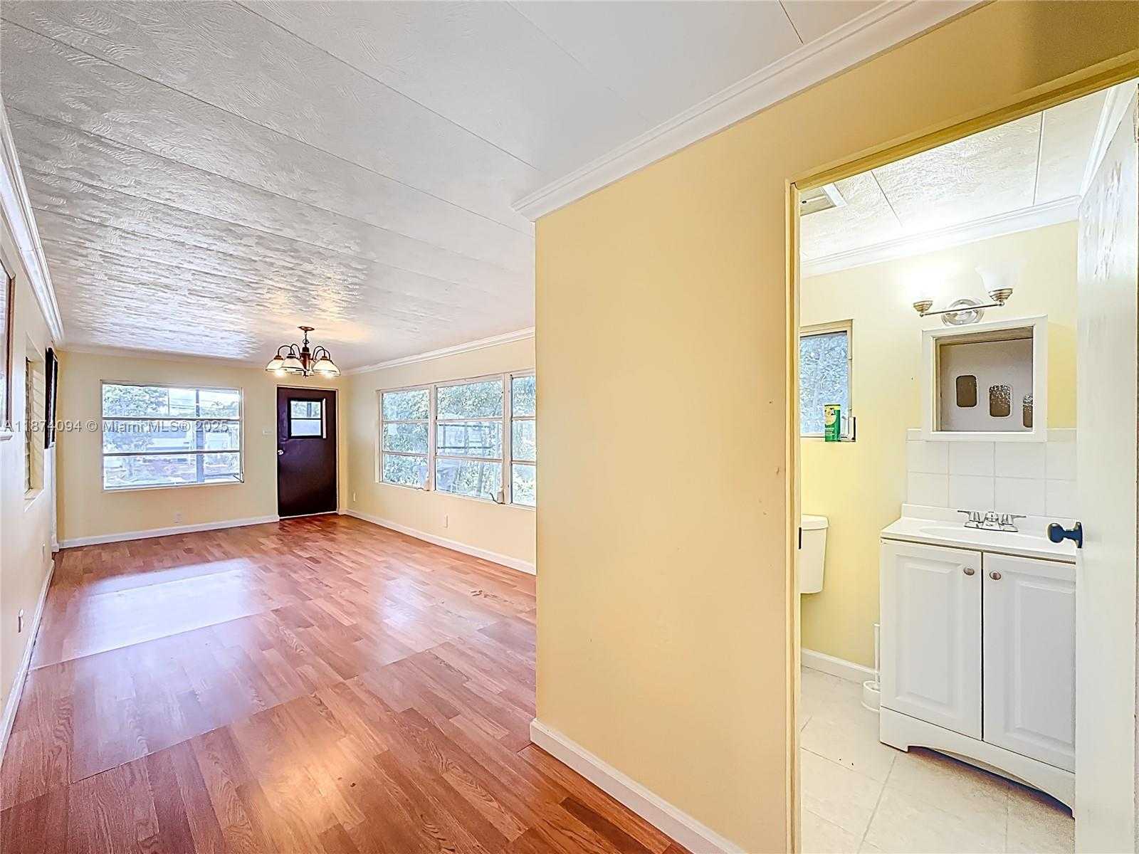Small Image of 4165 SOUTH 88TH CT S, Boynton Beach Number 13