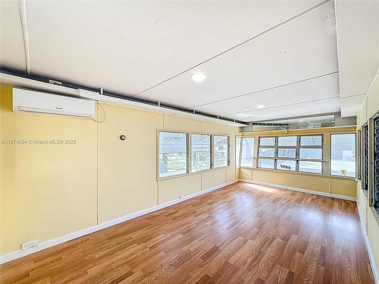 Small Image of 4165 SOUTH 88TH CT S, Boynton Beach Number 23
