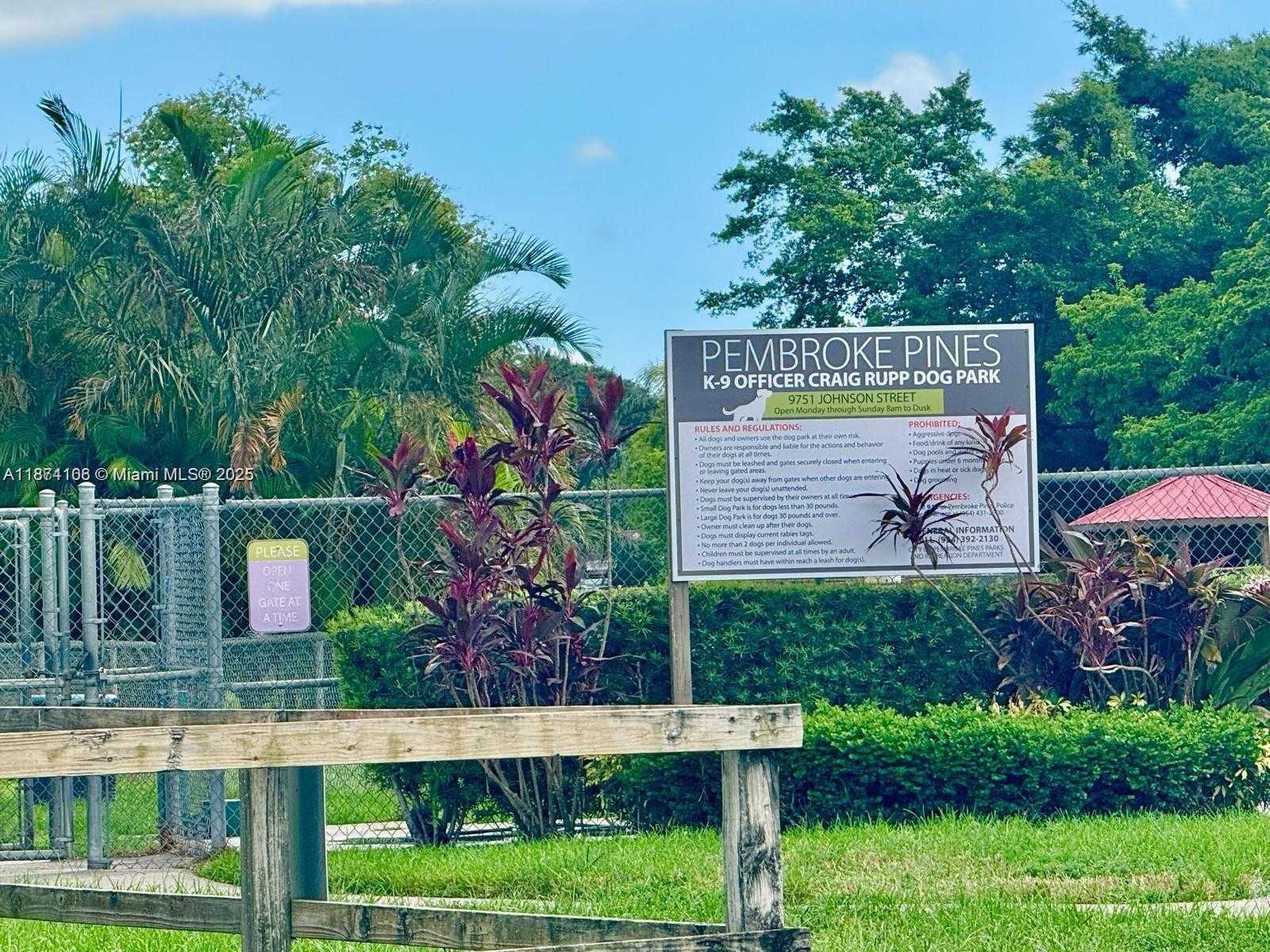 Small Image of 9411 NORTH WEST 19TH ST, Pembroke Pines Number 30