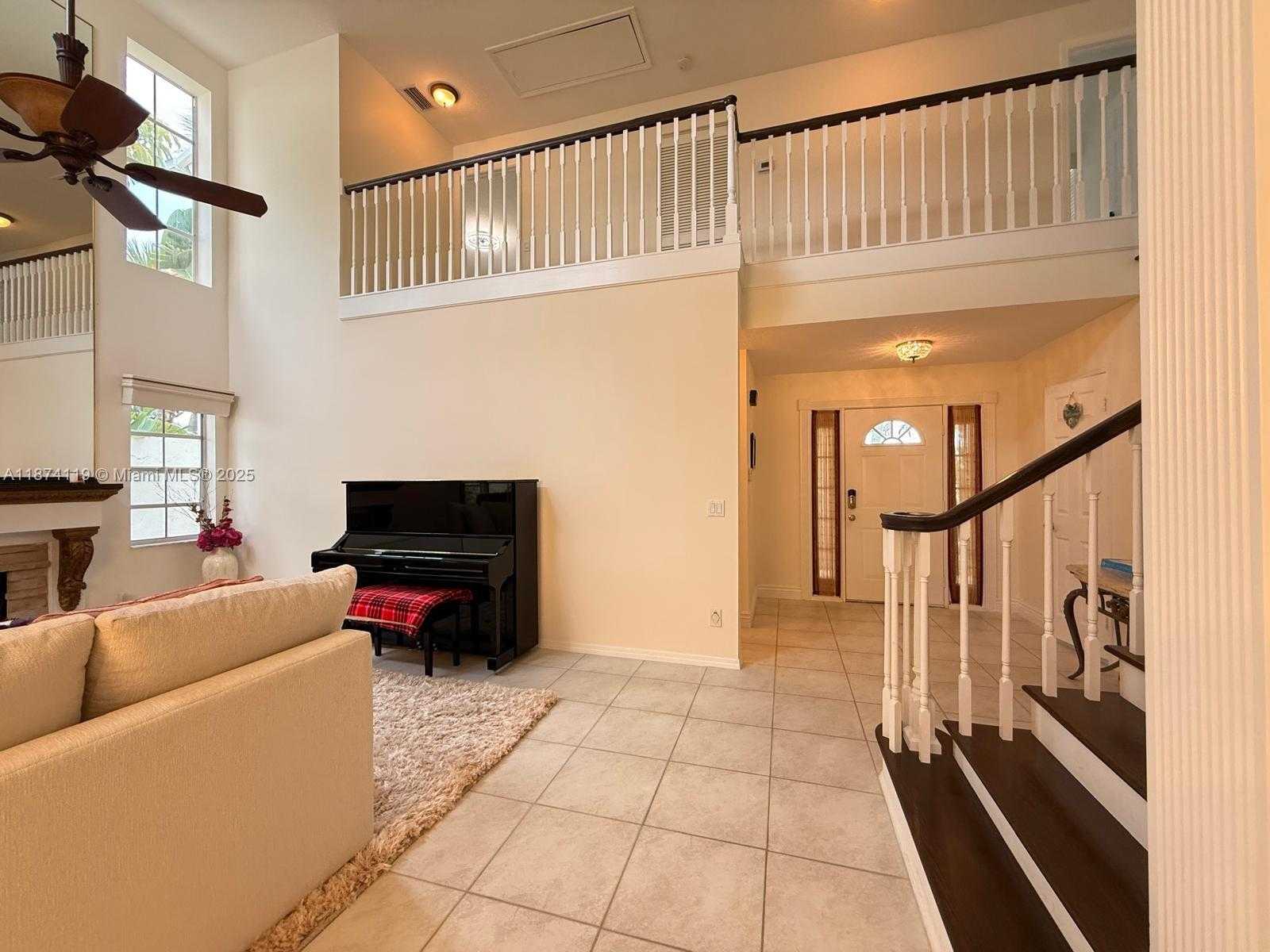 Small Image of 30 WINDSOR LN, Palm Beach Gardens Number 14