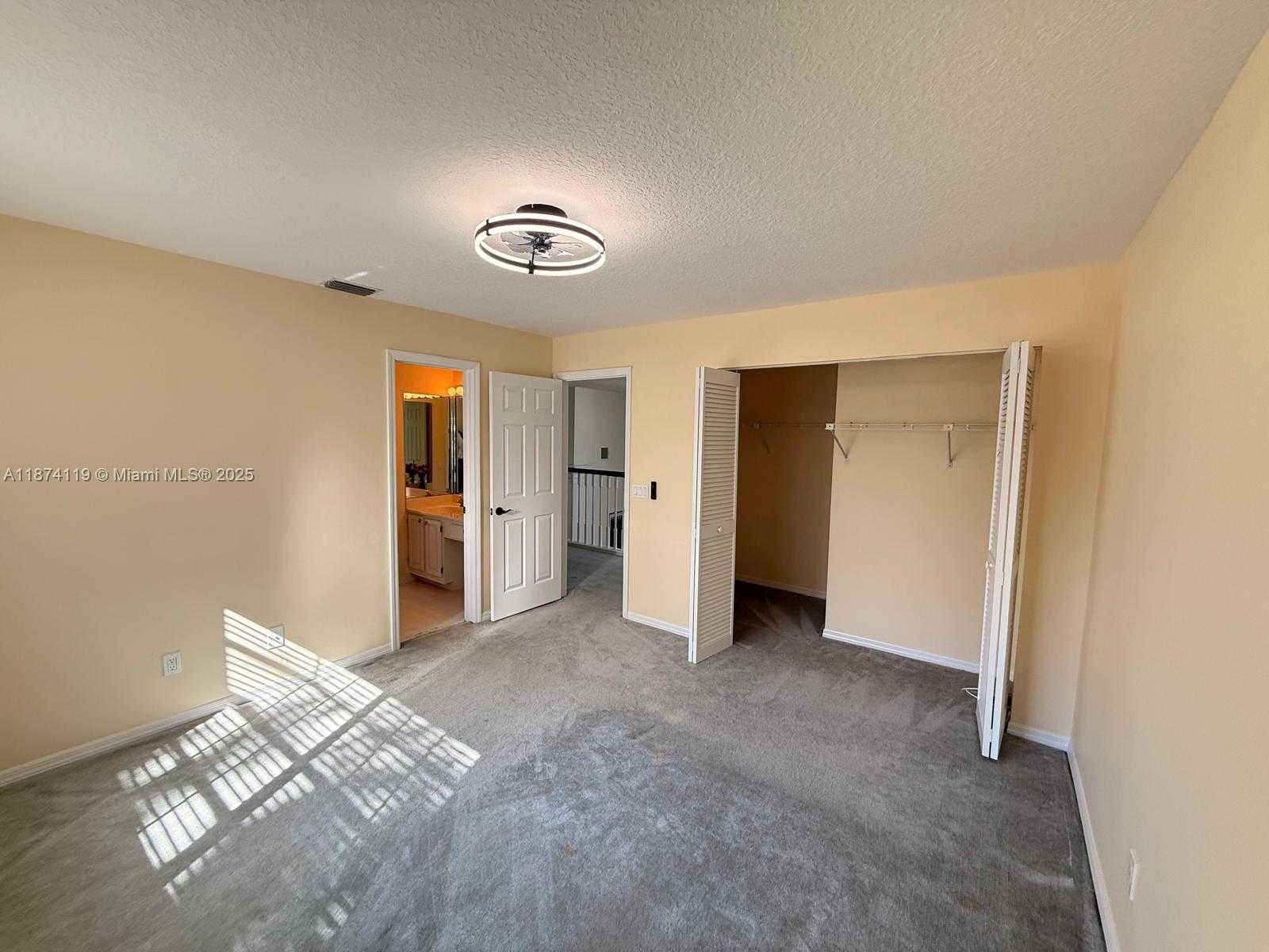 Small Image of 30 WINDSOR LN, Palm Beach Gardens Number 25