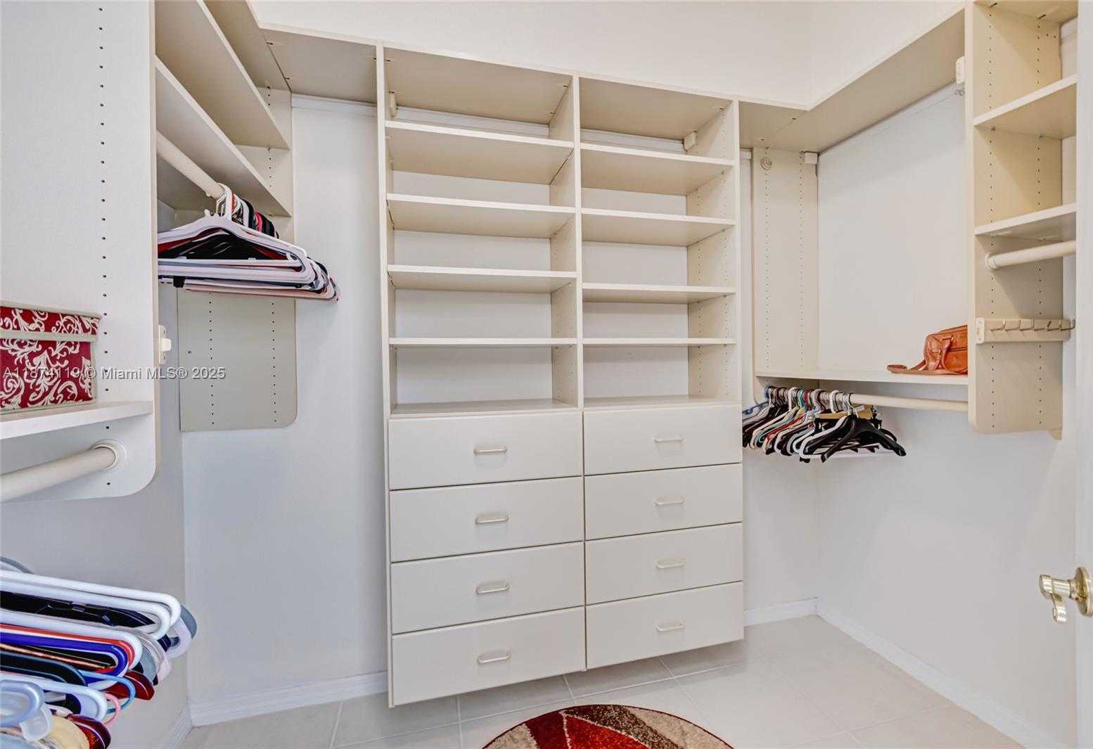 Small Image of 30 WINDSOR LN, Palm Beach Gardens Number 45