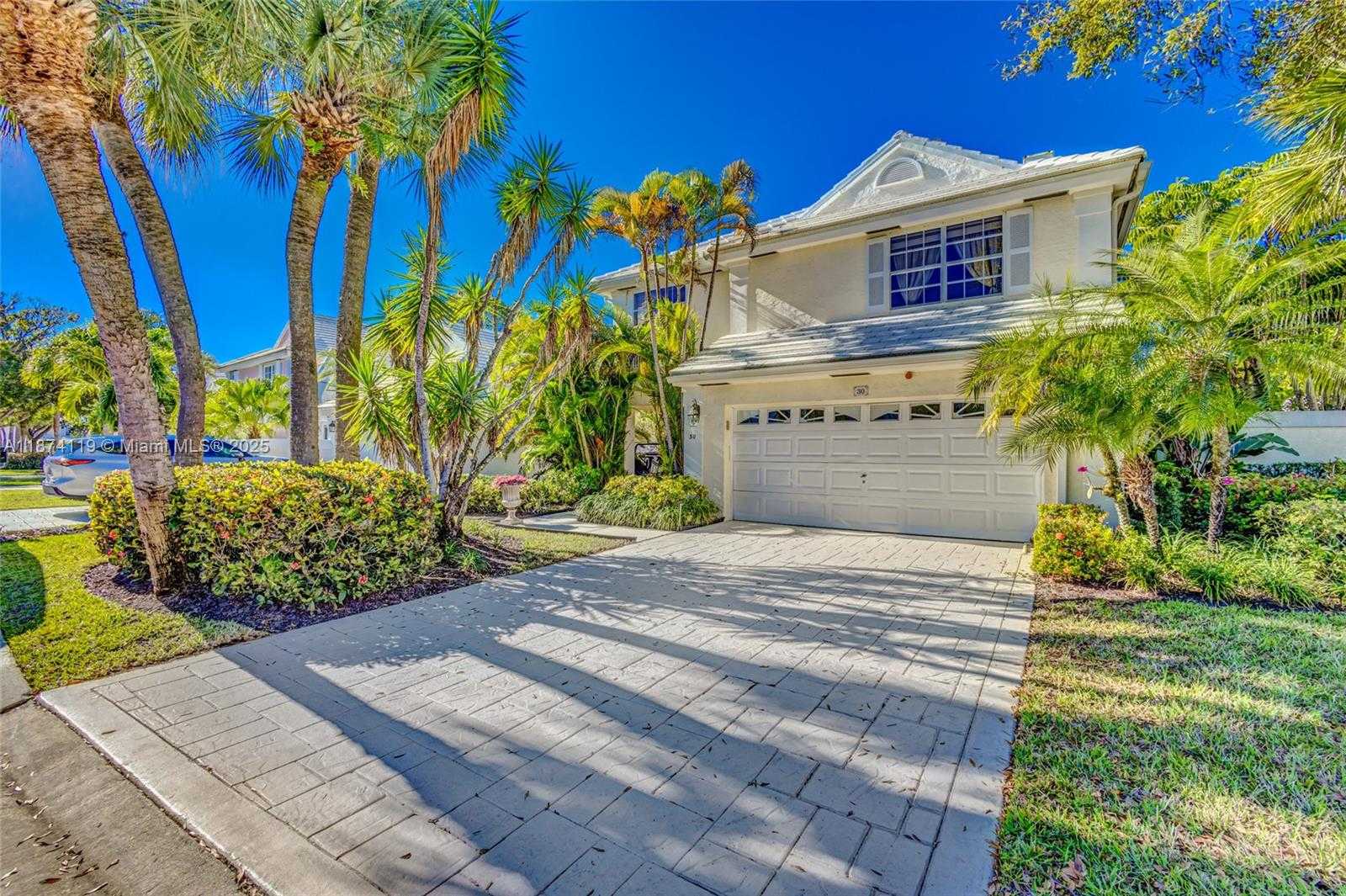 Small Image of 30 WINDSOR LN, Palm Beach Gardens Number 5
