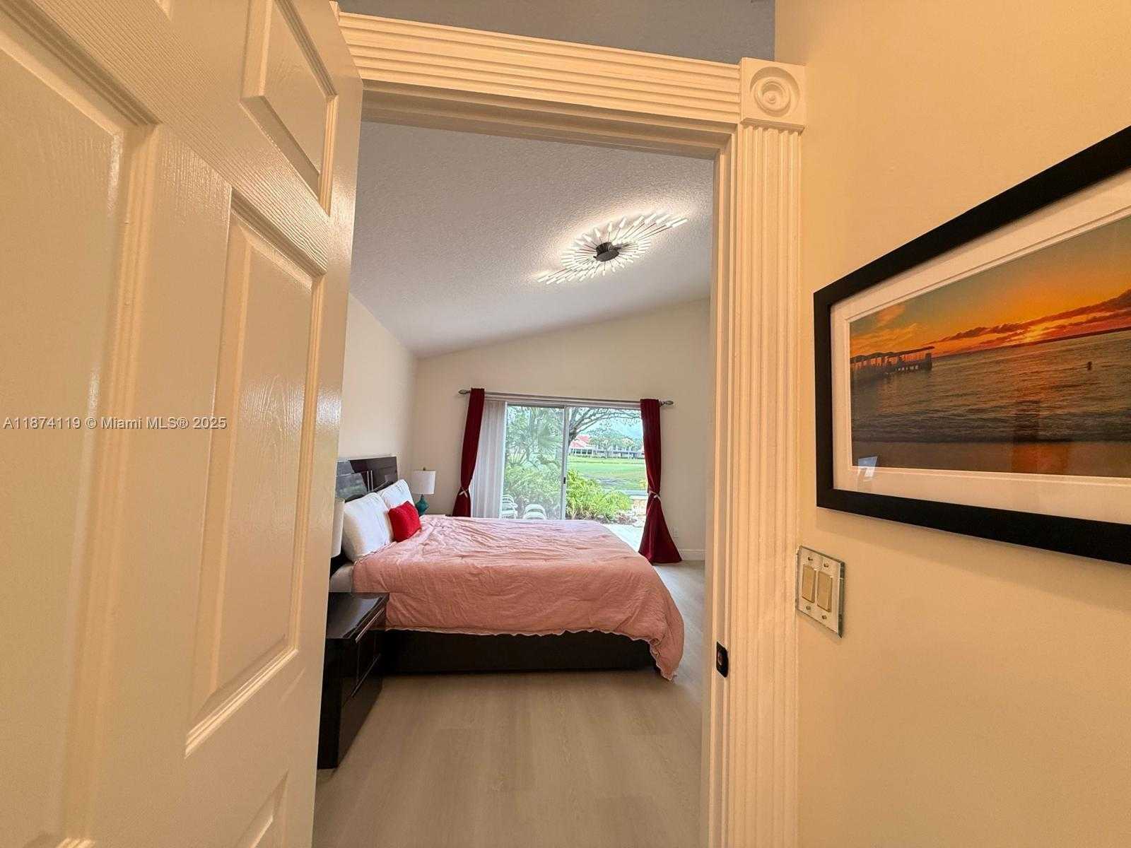 Small Image of 30 WINDSOR LN, Palm Beach Gardens Number 50