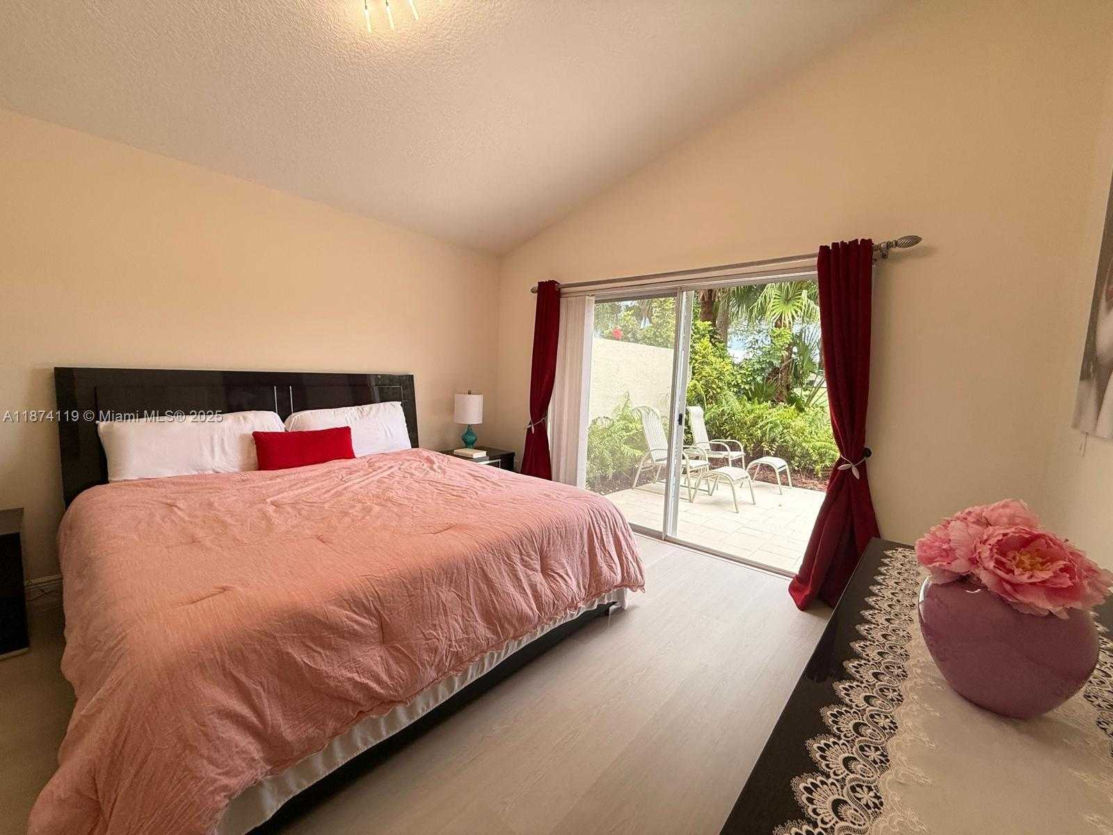 Small Image of 30 WINDSOR LN, Palm Beach Gardens Number 51