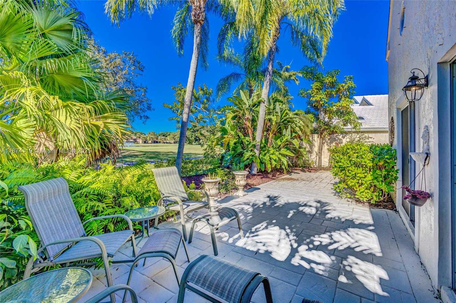 Small Image of 30 WINDSOR LN, Palm Beach Gardens Number 56