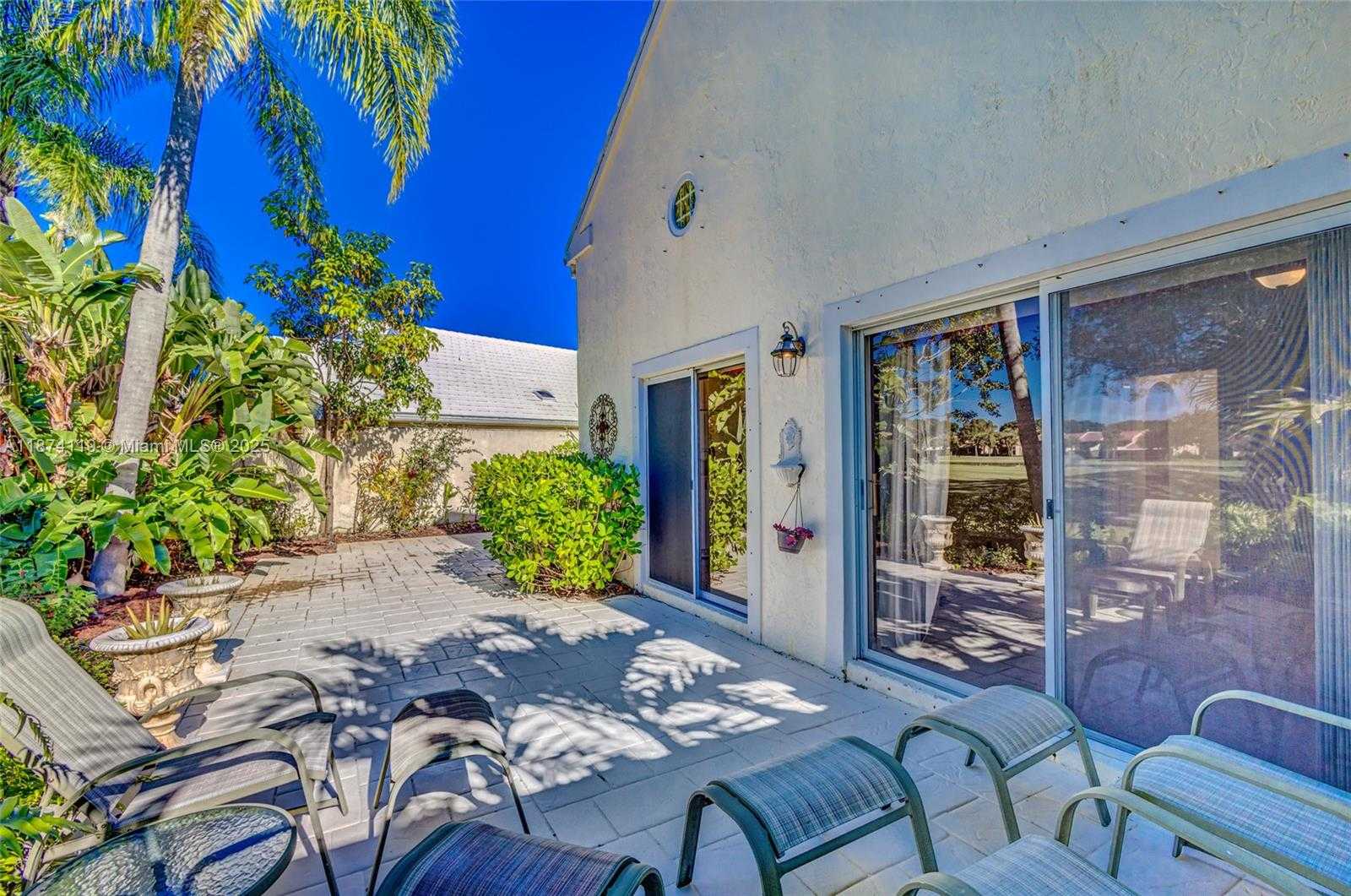 Small Image of 30 WINDSOR LN, Palm Beach Gardens Number 57