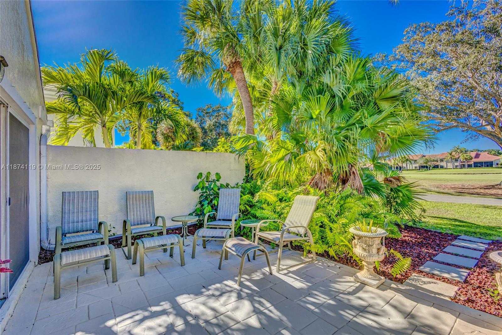 Small Image of 30 WINDSOR LN, Palm Beach Gardens Number 58