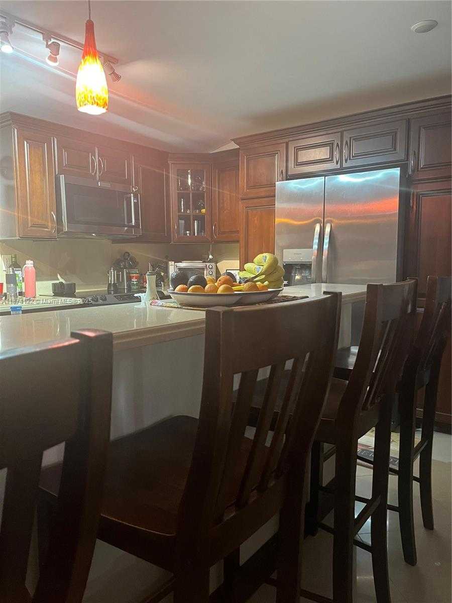Small Image of 7521 SOUTH WEST 57TH TER, Miami Number 5