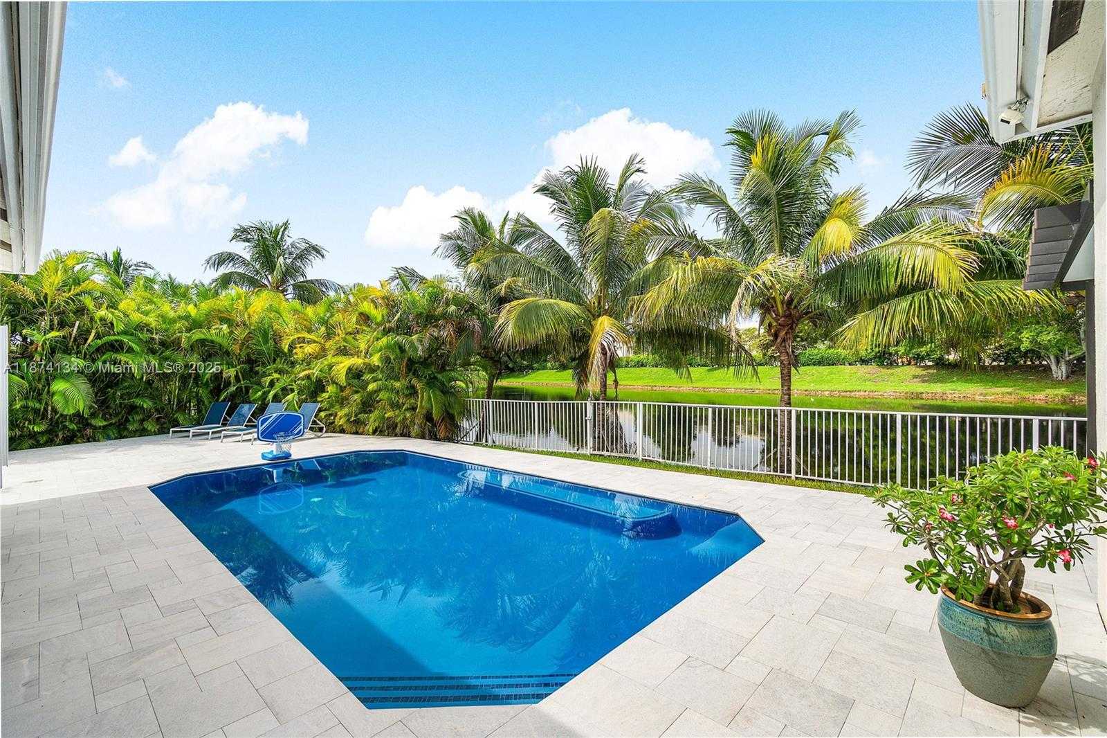 Small Image of 5646 NORTH WEST 109TH LN, Coral Springs Number 20