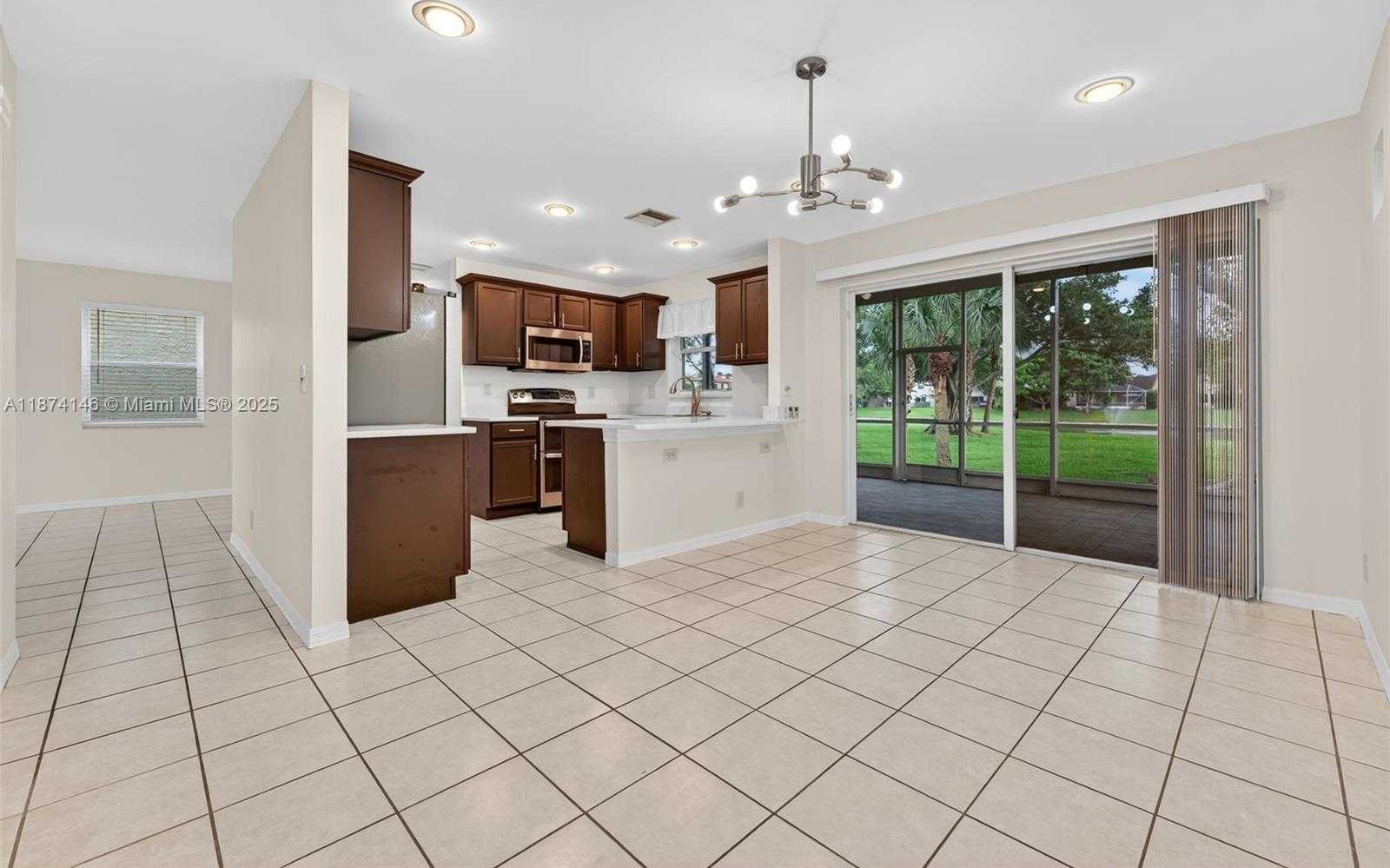 Small Image of 4264 NORTH WEST 1ST DRIVE, Deerfield Beach Number 21