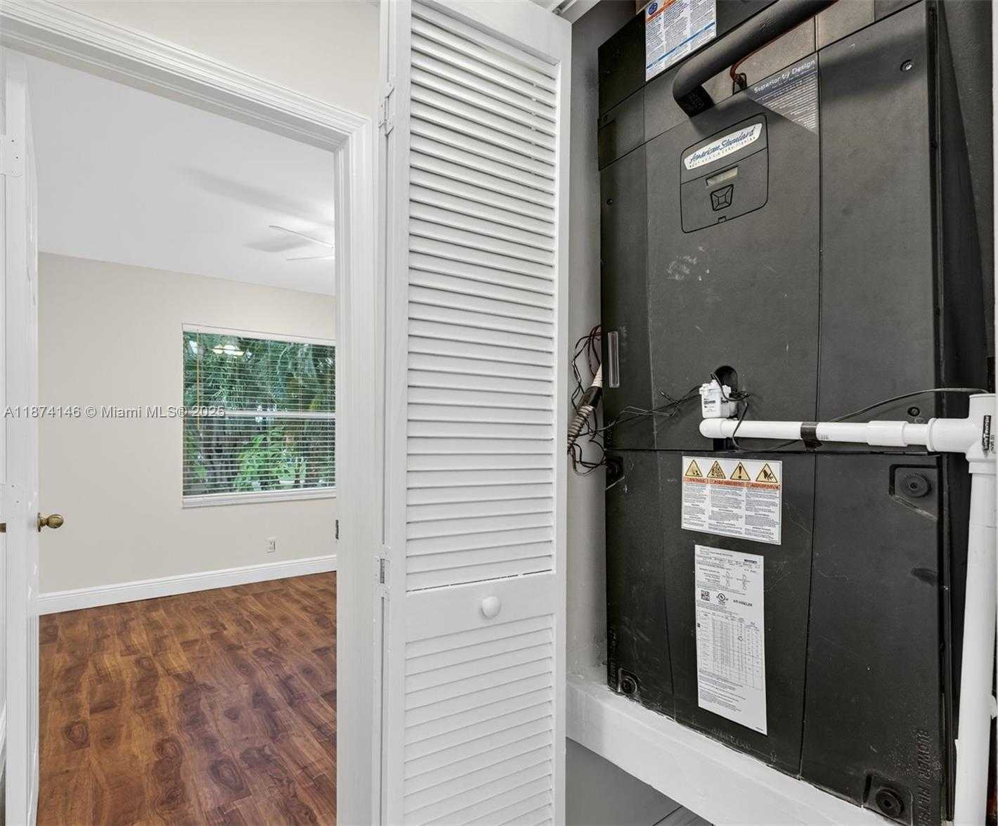 Small Image of 4264 NORTH WEST 1ST DRIVE, Deerfield Beach Number 46