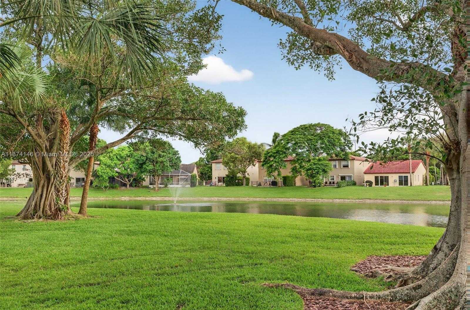 Small Image of 4264 NORTH WEST 1ST DRIVE, Deerfield Beach Number 56
