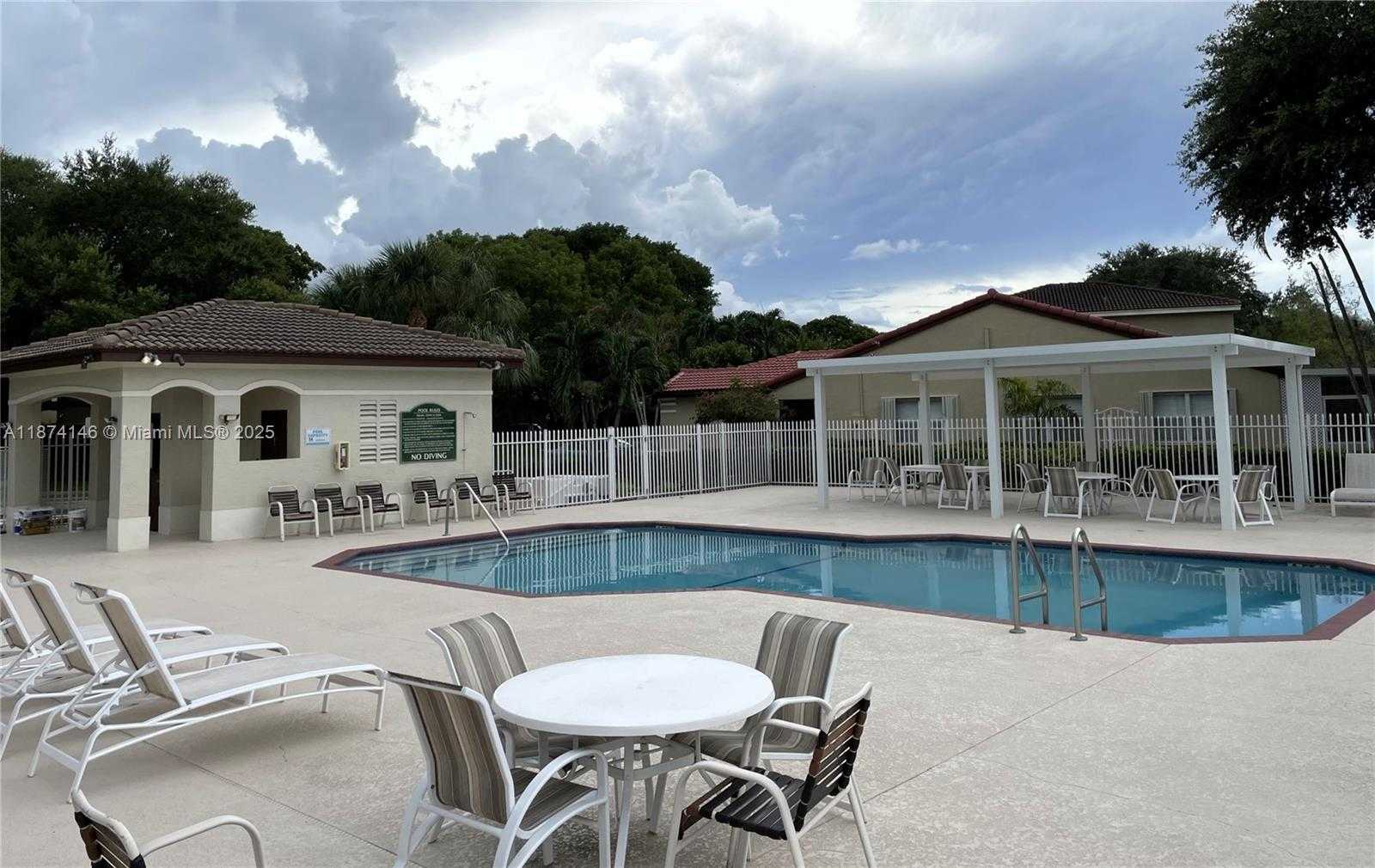 Small Image of 4264 NORTH WEST 1ST DRIVE, Deerfield Beach Number 62