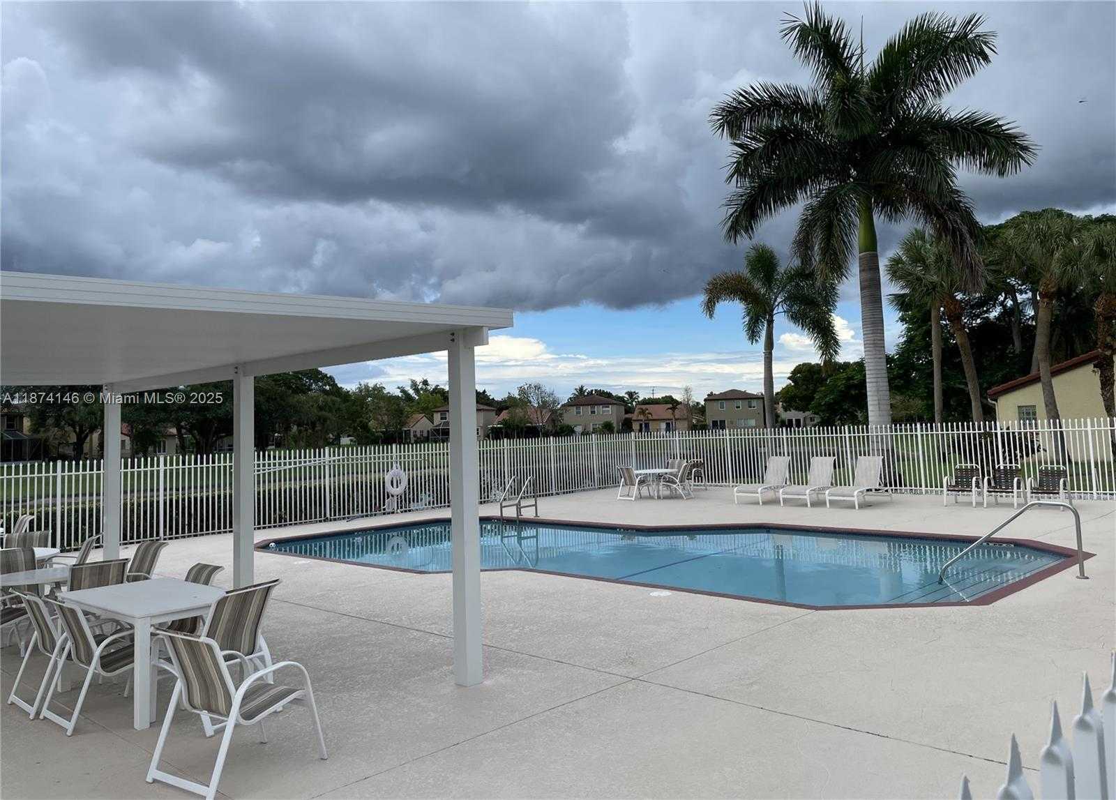 Small Image of 4264 NORTH WEST 1ST DRIVE, Deerfield Beach Number 65