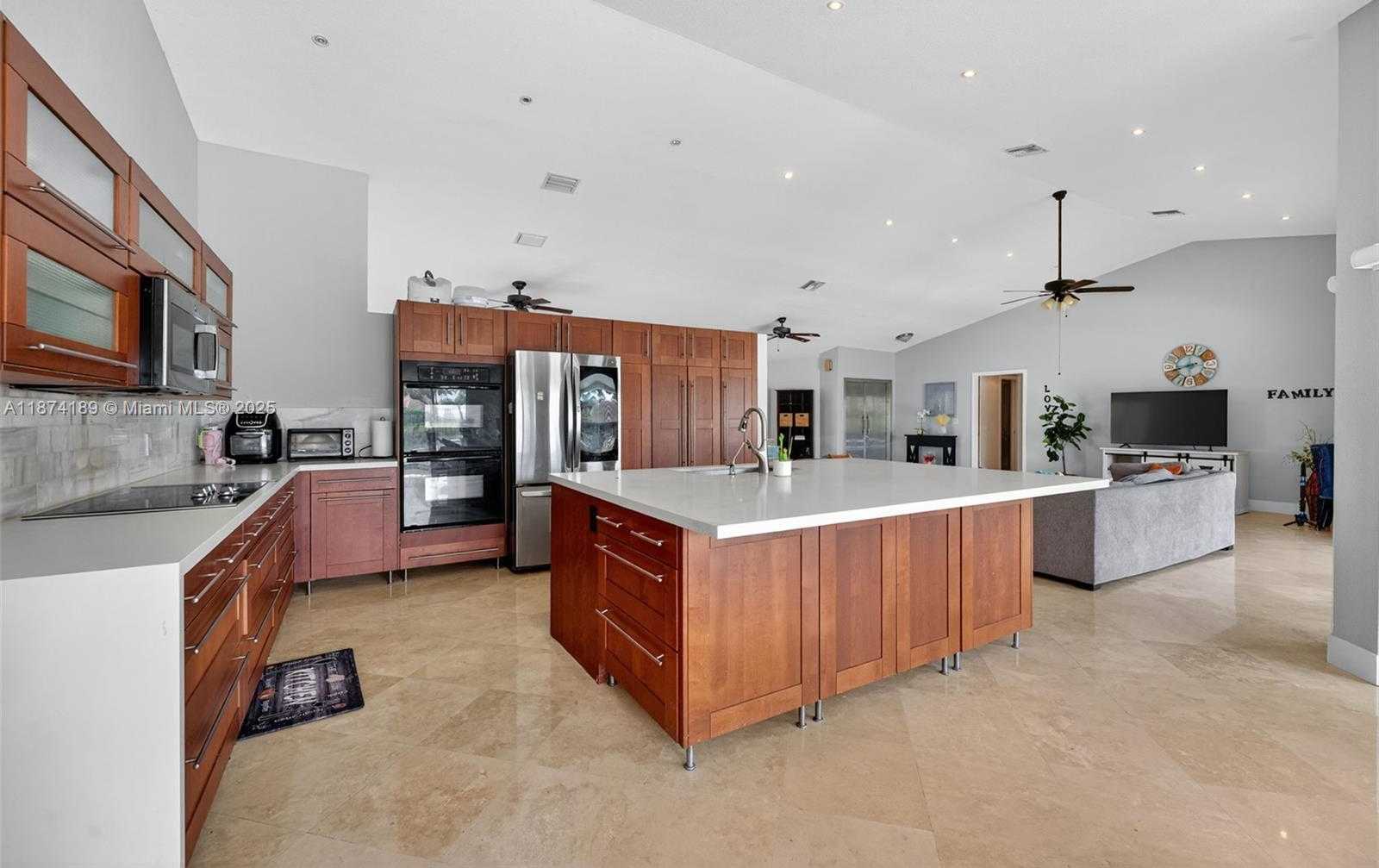 Small Image of 383 NORTH WEST 113TH AVE, Coral Springs Number 15