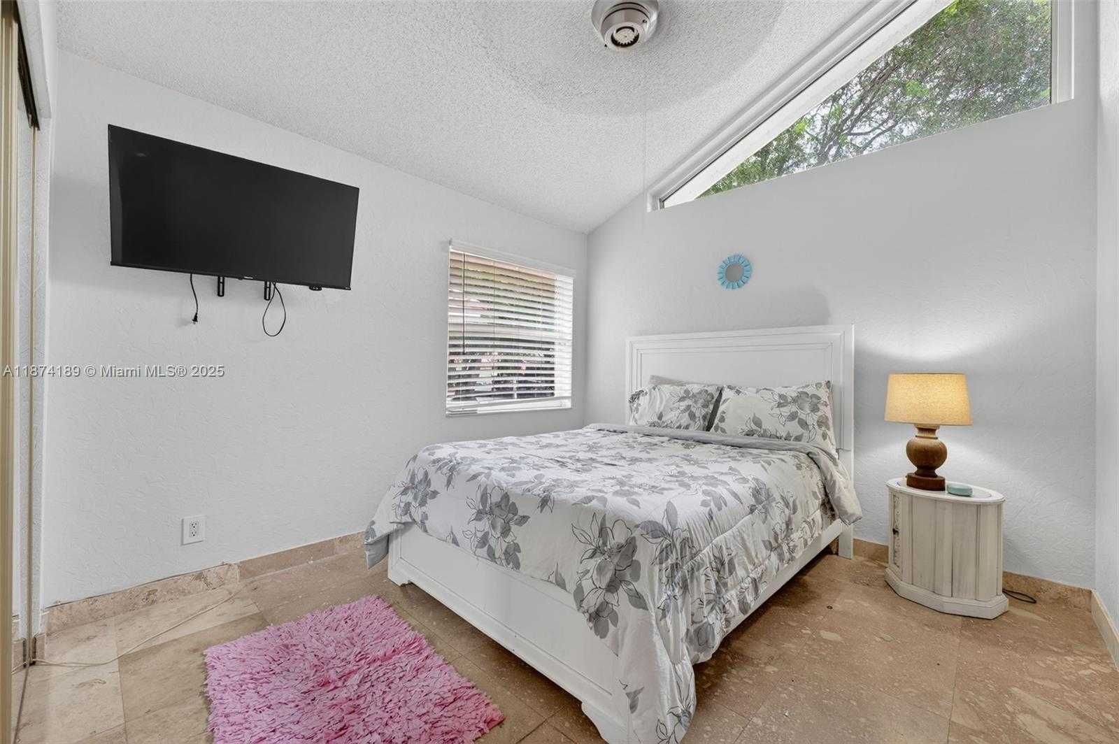 Small Image of 383 NORTH WEST 113TH AVE, Coral Springs Number 36