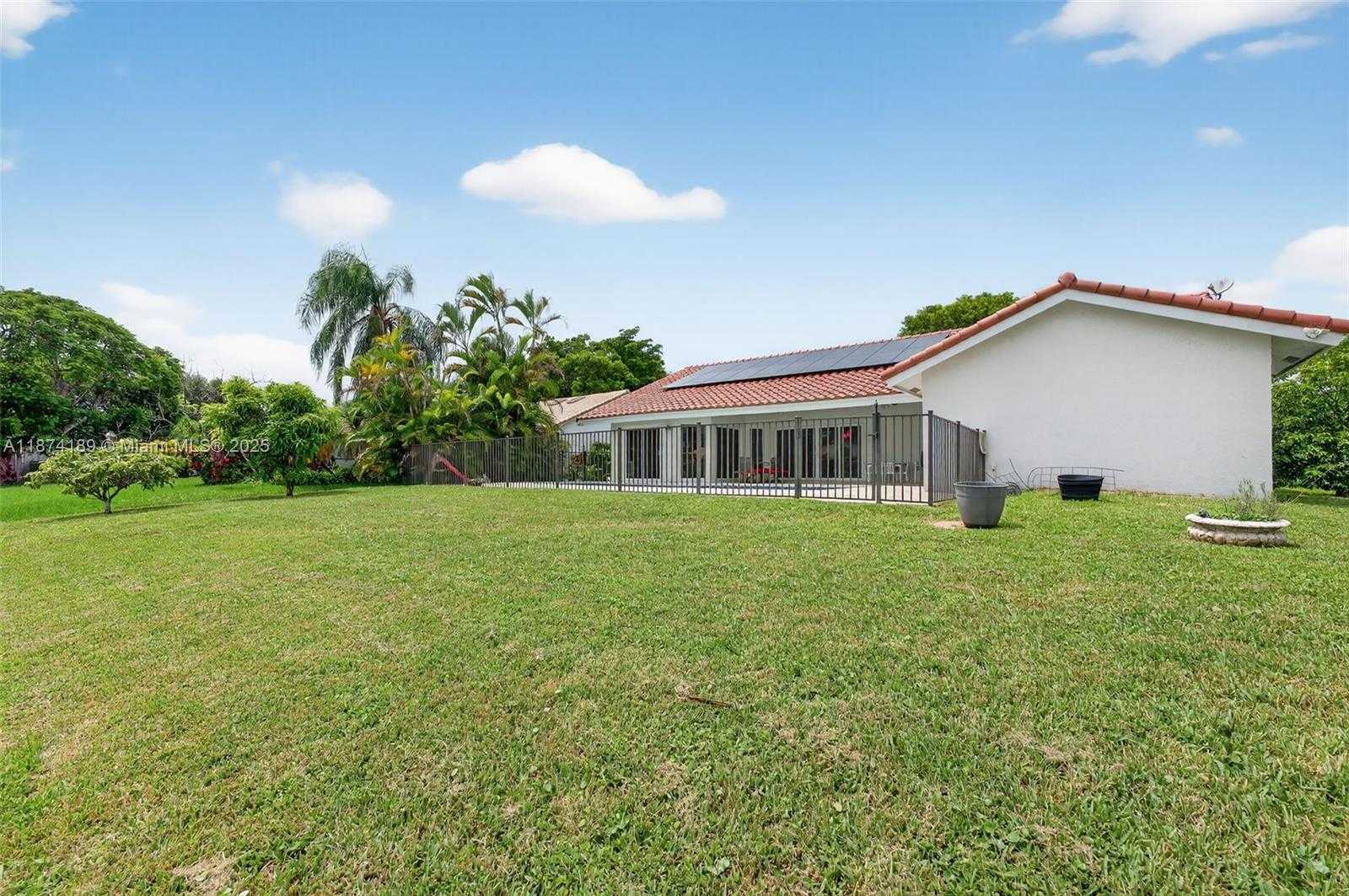 Small Image of 383 NORTH WEST 113TH AVE, Coral Springs Number 46