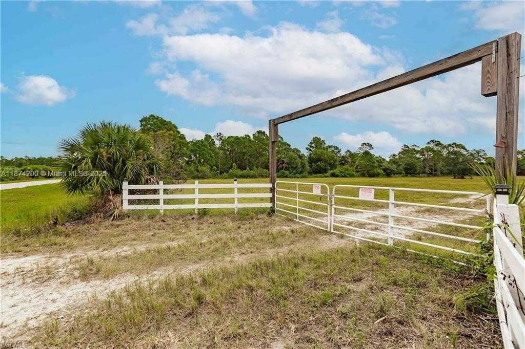 Small Image of 601 AL DON FARMING RD, Clewiston Number 13