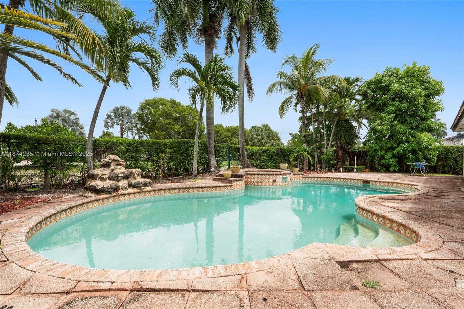 Small Image of 7841 NORTH WEST 169TH TER, Miami Lakes Number 40