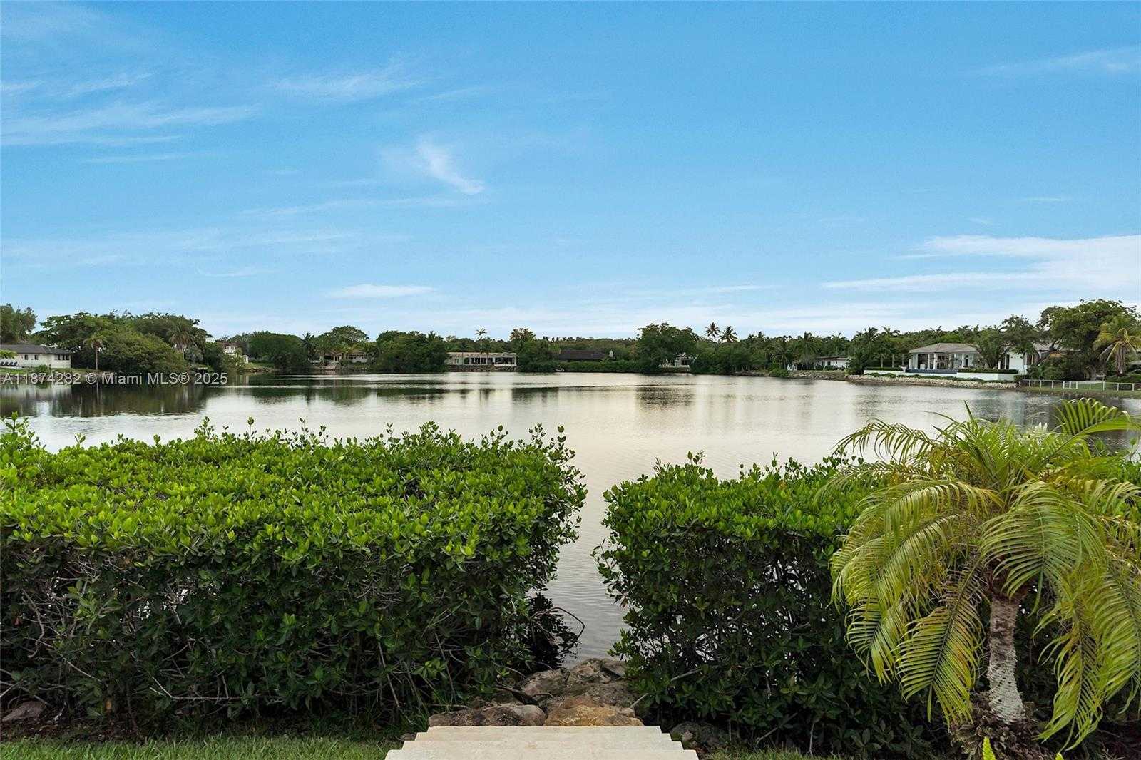 Small Image of 415 ROVINO AVE, Coral Gables Number 57