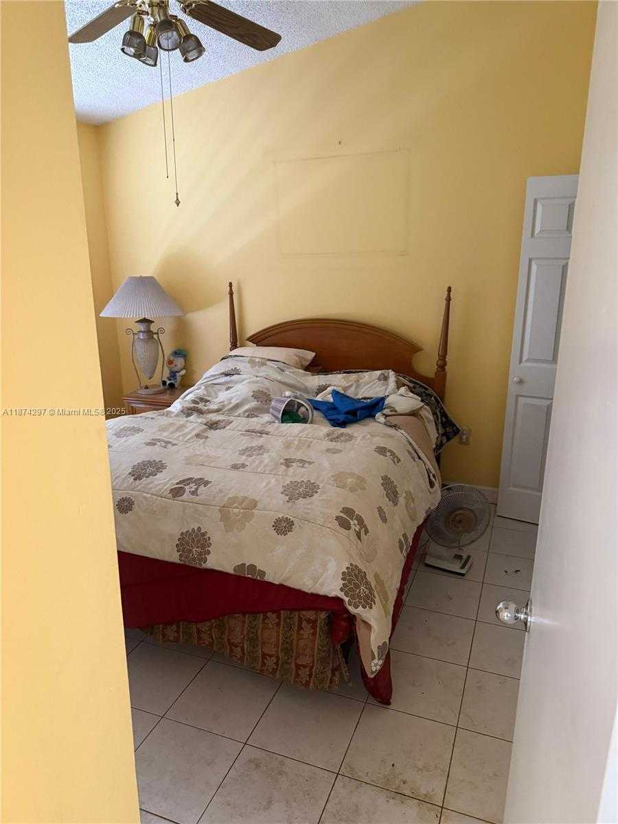 Small Image of 6950 WEST 25TH AVE, Hialeah Number 7