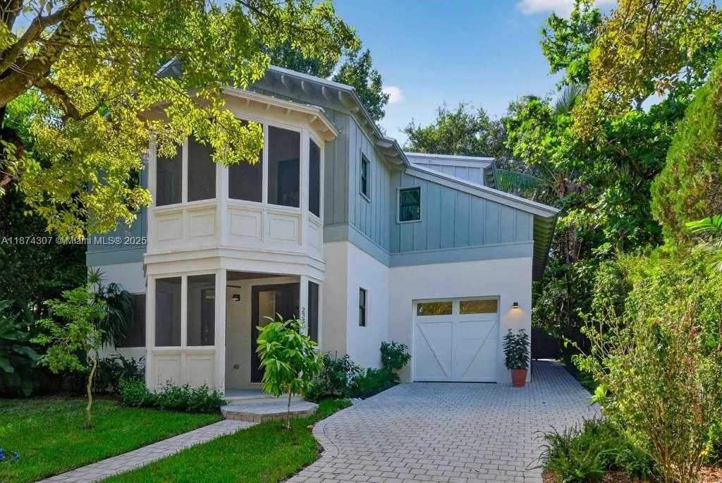 Small Image of 2330 OVERBROOK ST, Coconut Grove Number 1