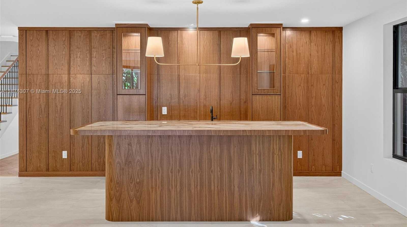 Small Image of 2330 OVERBROOK ST, Coconut Grove Number 15