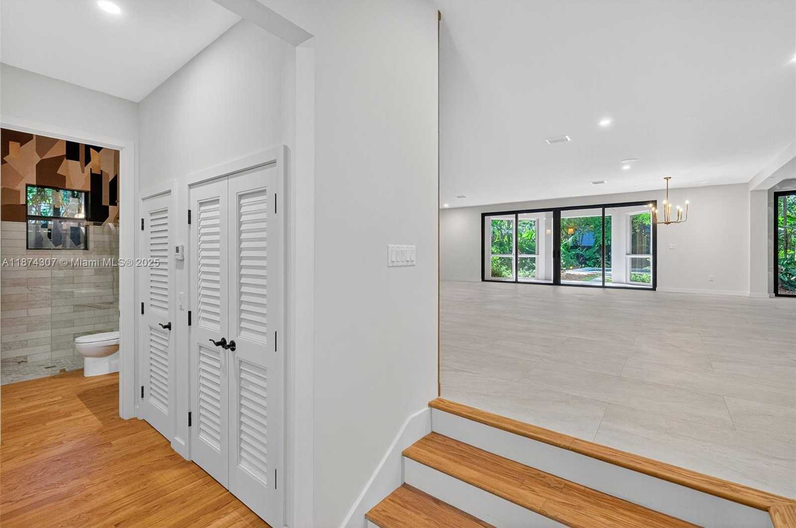 Small Image of 2330 OVERBROOK ST, Coconut Grove Number 44