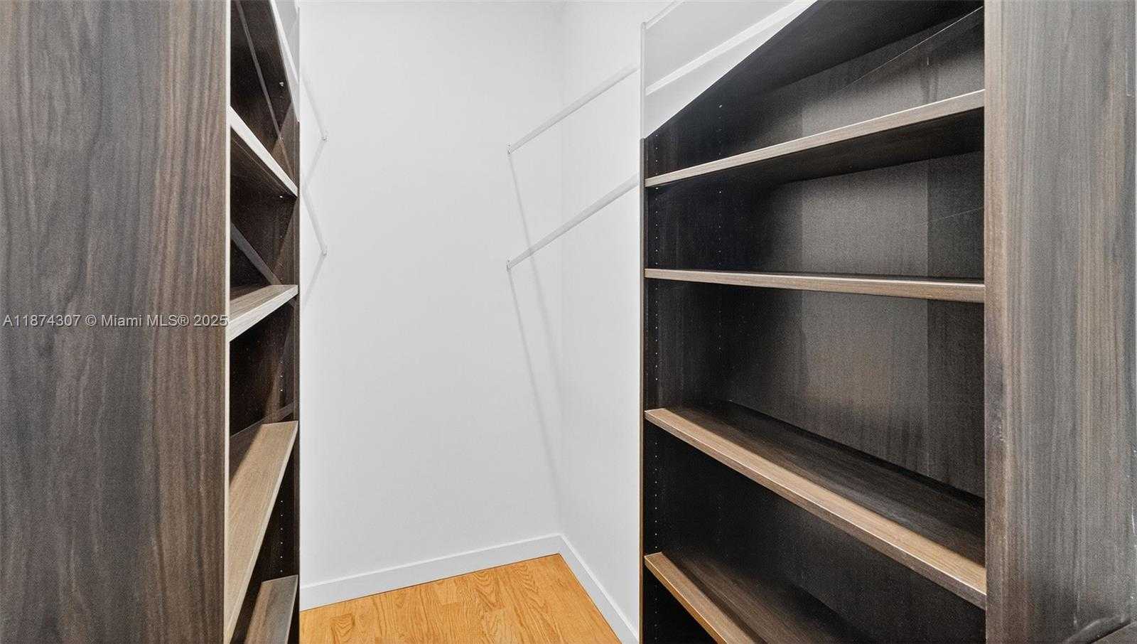 Small Image of 2330 OVERBROOK ST, Coconut Grove Number 50