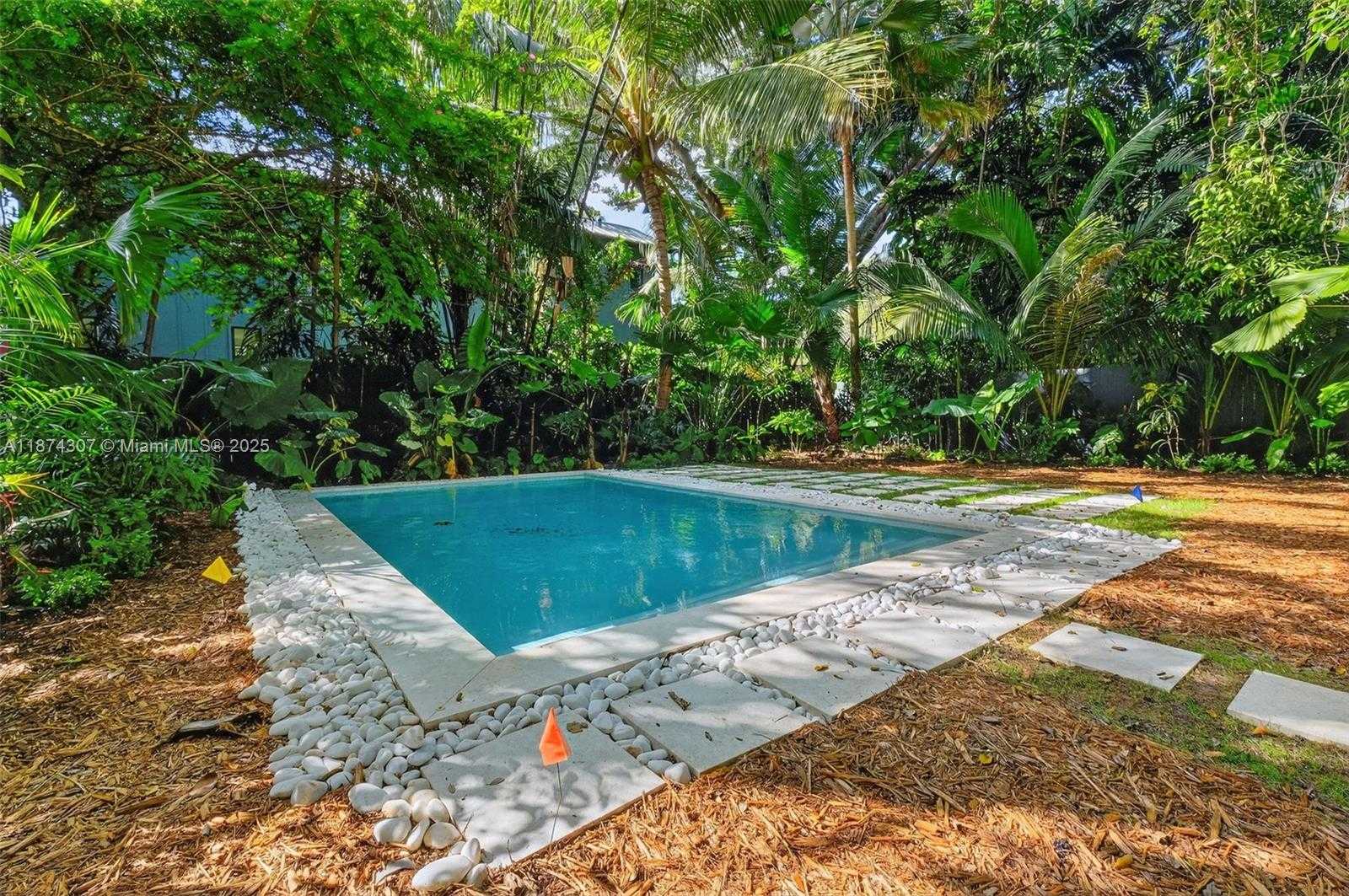 Small Image of 2330 OVERBROOK ST, Coconut Grove Number 75