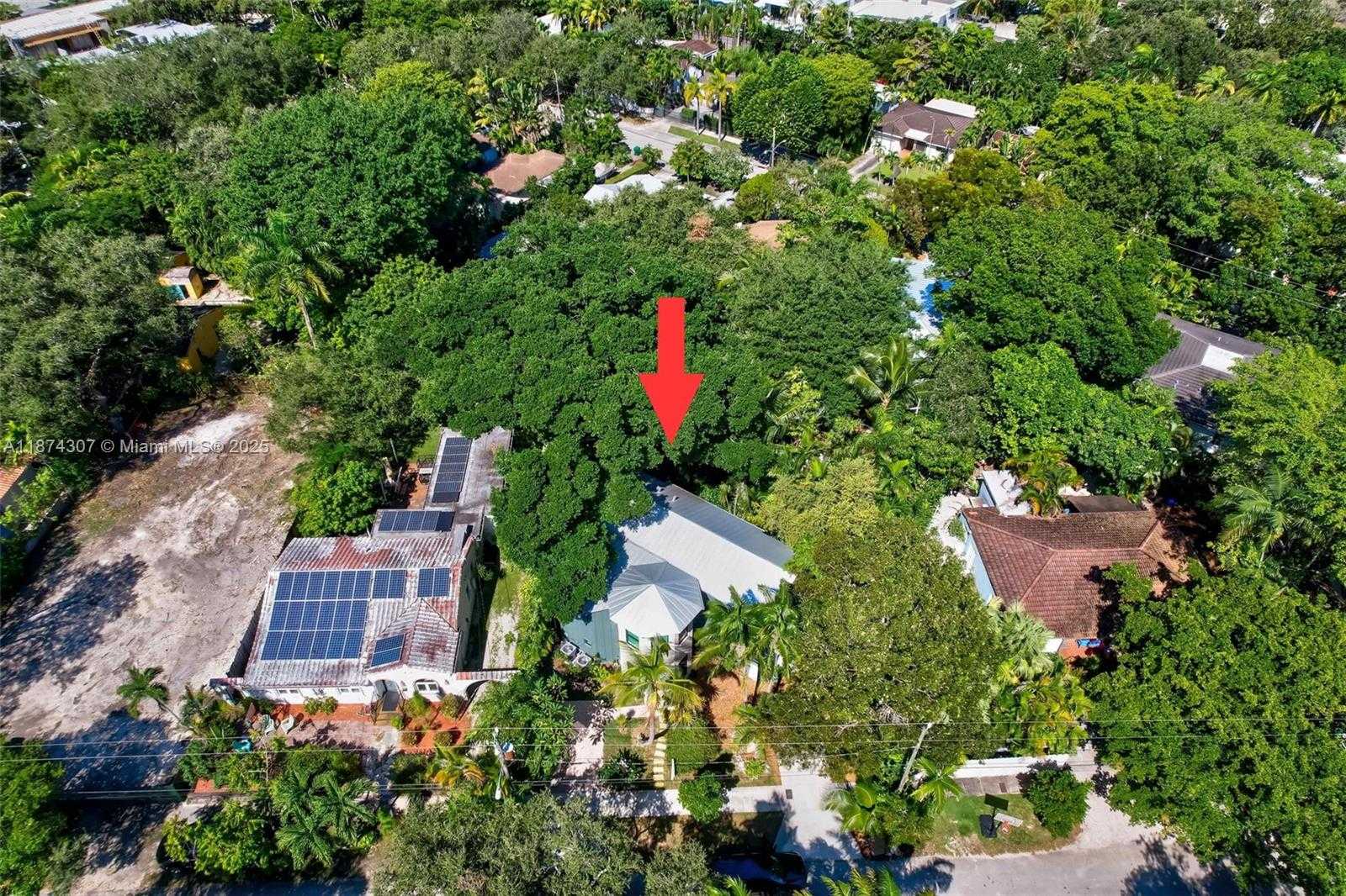 Small Image of 2330 OVERBROOK ST, Coconut Grove Number 83