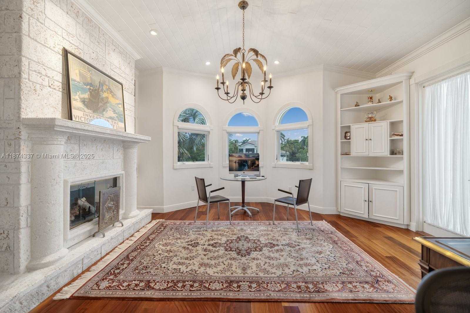 Small Image of 277 VELEROS CT, Coral Gables Number 27