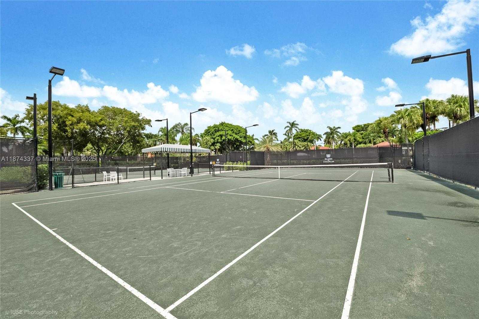 Small Image of 277 VELEROS CT, Coral Gables Number 53